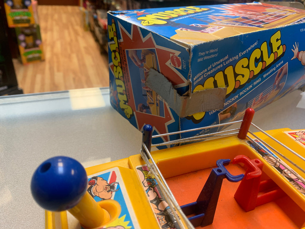 Hard Knockin’ Rockin’ Ring with Box (Vintage Muscle Men, Mattel) product image 3, provided for visual reference and product