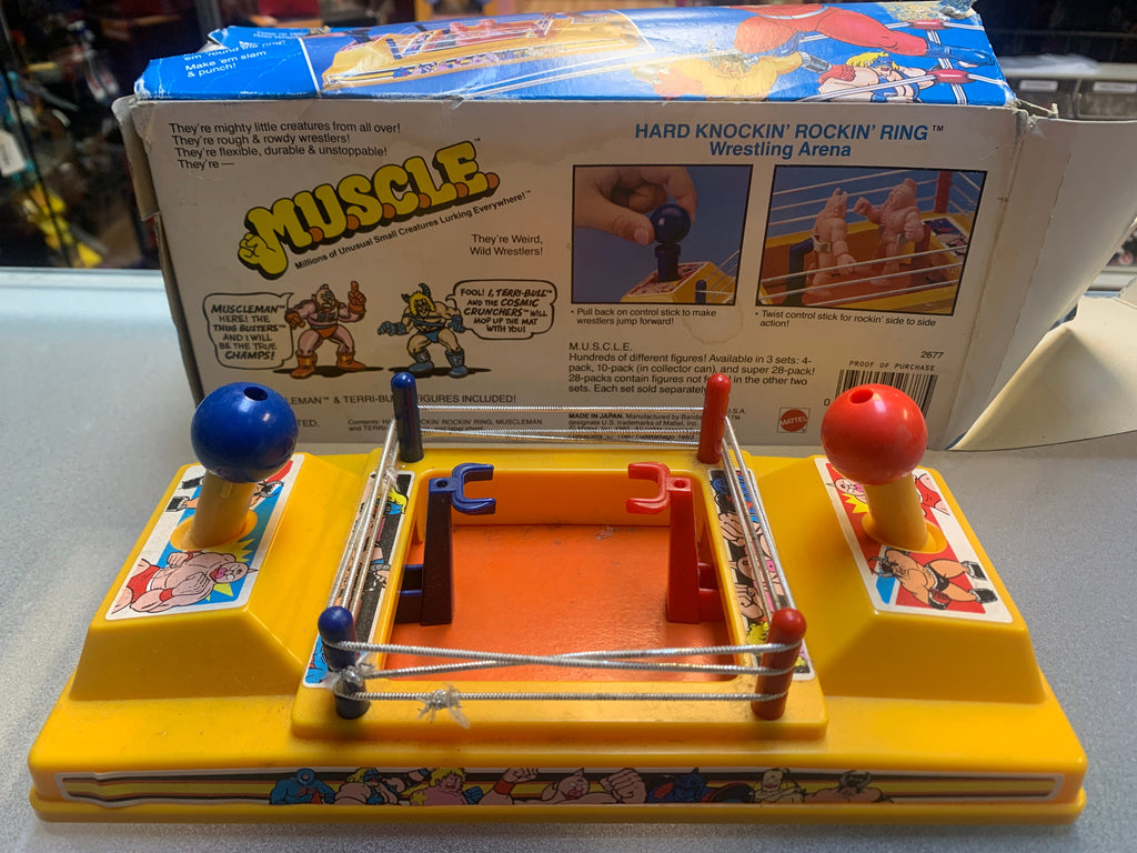 Hard Knockin’ Rockin’ Ring with Box (Vintage Muscle Men, Mattel) product image 4, provided for visual reference and product