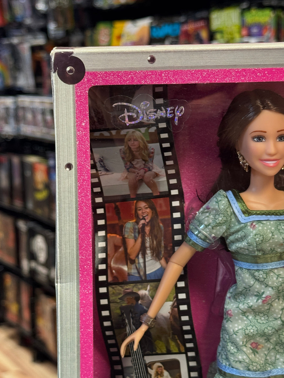 Hannah Montana The Movie Miley (Vintage Barbie Style, Jakks) product image 2, provided for visual reference and product