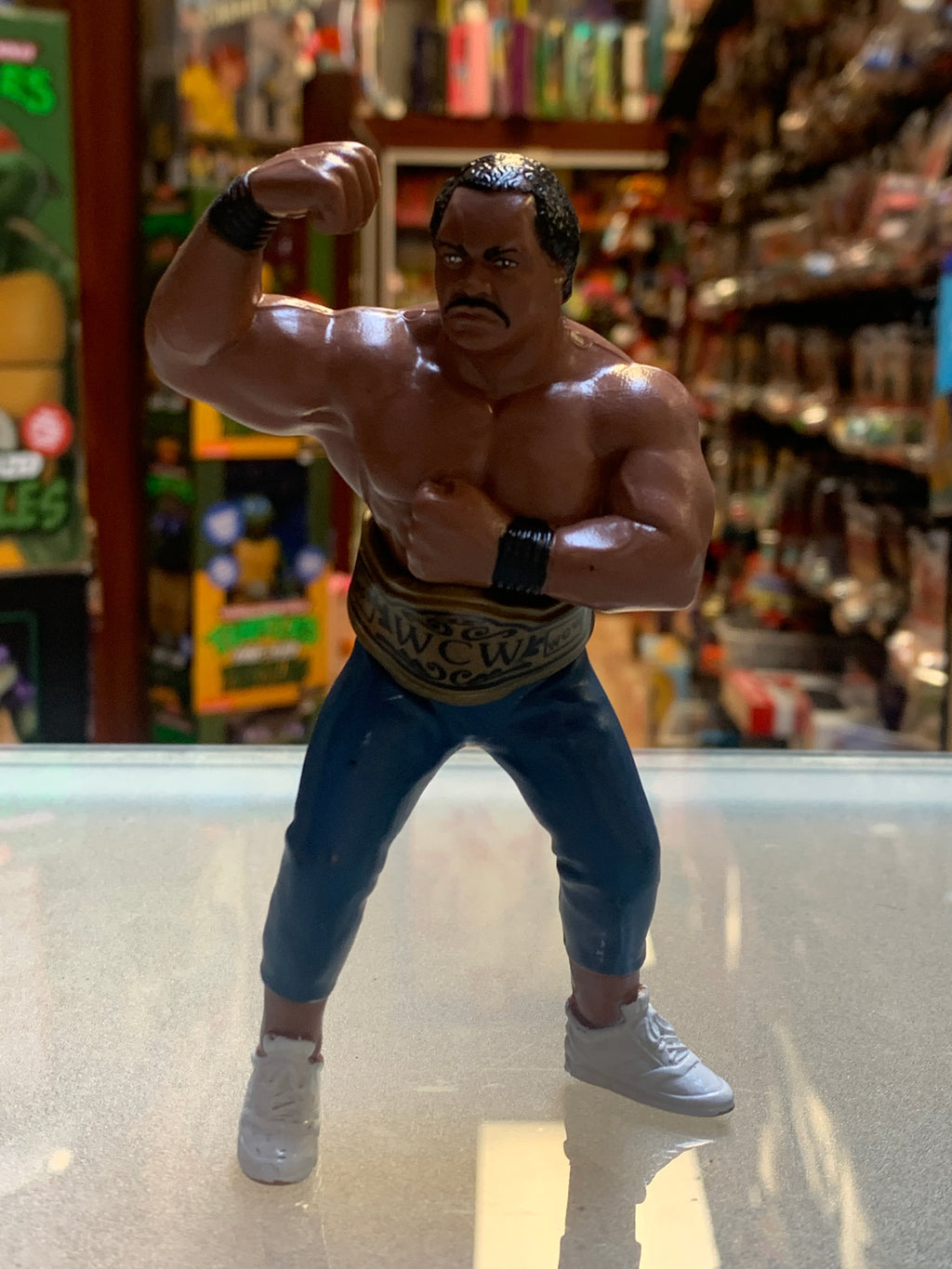 WCW Ron Simmons 3827 (Vintage WWF WWE, Hasbro) product image 1, provided for visual reference and product detail review