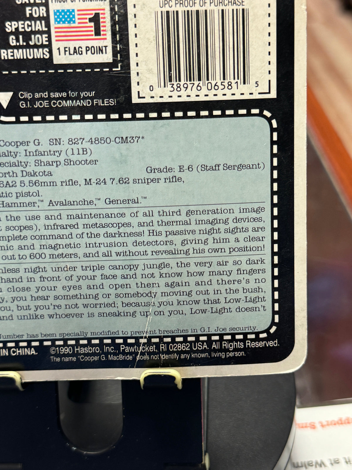 Low Light V3 3641 (Vintage GI Joe, Hasbro) SEALED product image 10, provided for visual reference and product detail review