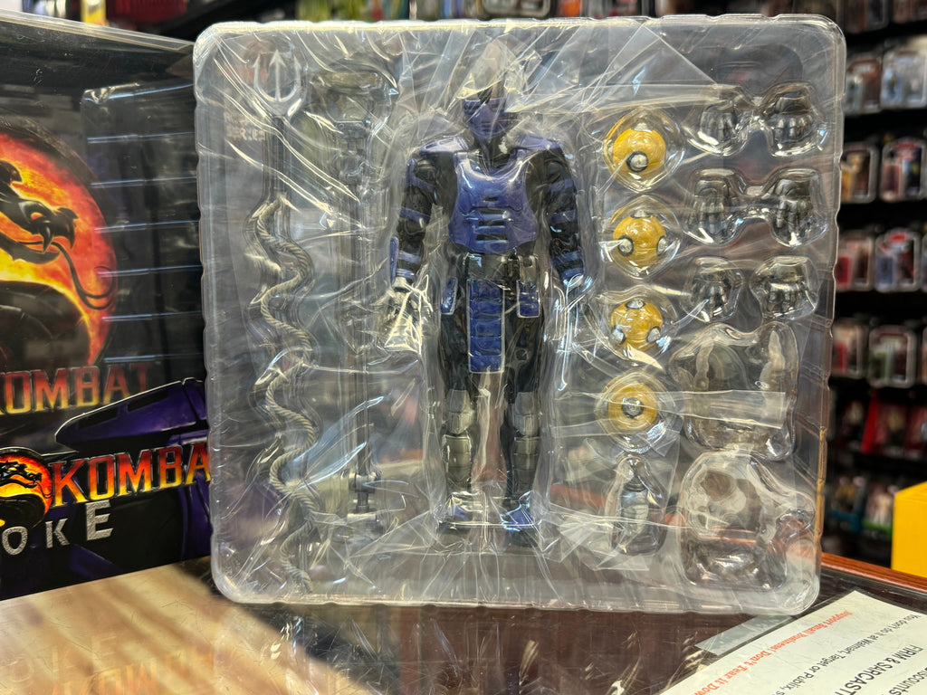 Cyborg Smoke (Mortal Kombat, Storm Collectibles) Open Box Complete product image 3, provided for visual reference and