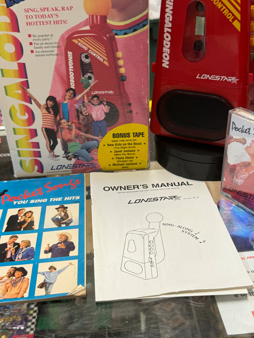 Singalodeon Portable Karaoke (Vintage Lonestar) product image 7, provided for visual reference and product detail review
