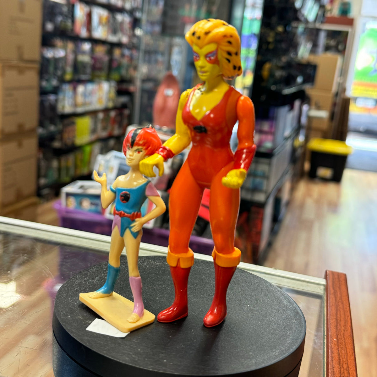 Cheetara & WilyKit 6127 (Vintage Thundercats, LJN) product image 3, provided for visual reference and product detail review