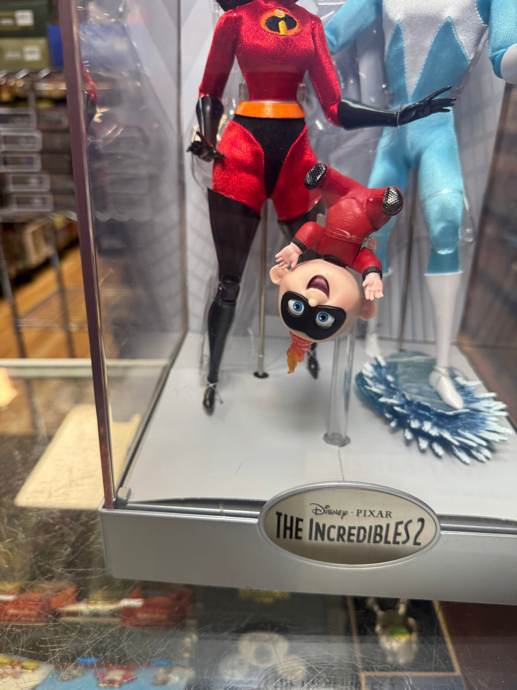 Elastigirl, Jack-Jack, Frozone Doll Set (Disney Designer Series, Incredibles 2) SEALED product image 12, provided for visual