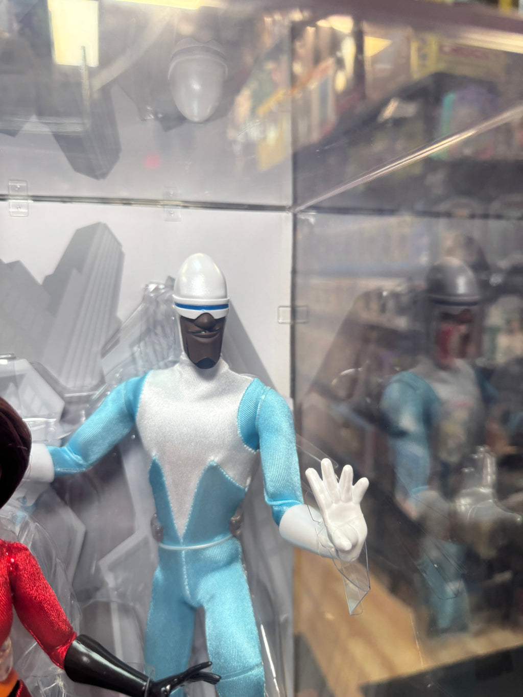 Elastigirl, Jack-Jack, Frozone Doll Set (Disney Designer Series, Incredibles 2) SEALED product image 10, provided for visual
