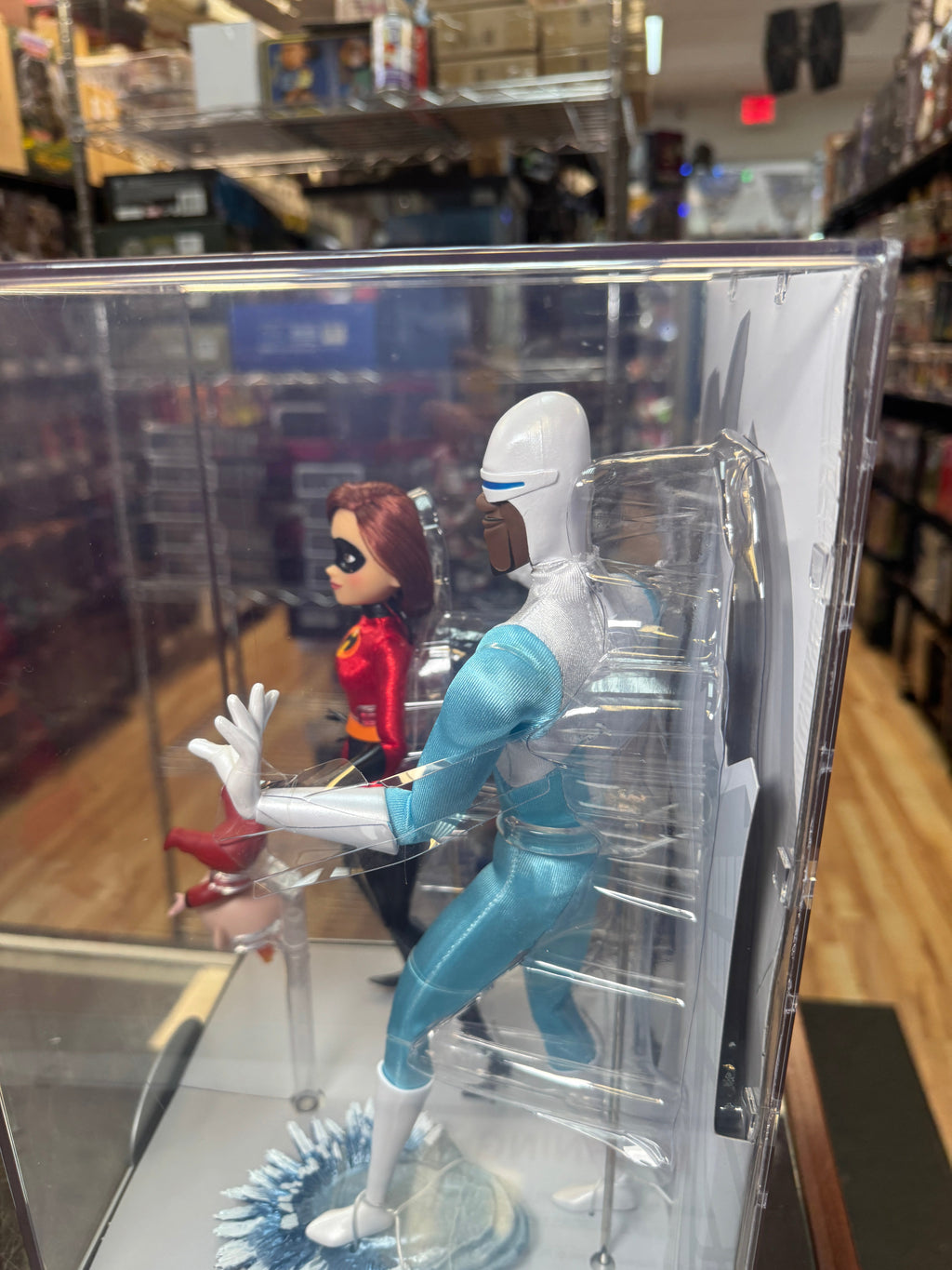 Elastigirl, Jack-Jack, Frozone Doll Set (Disney Designer Series, Incredibles 2) SEALED product image 7, provided for visual