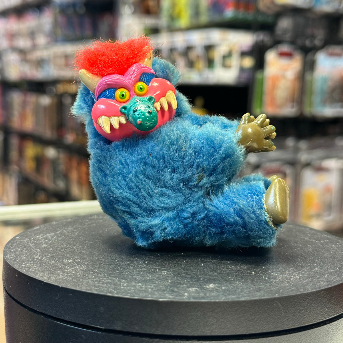 Monster Hugger 6139 (Vintage My Pet Monster, AmToy) product image 1, provided for visual reference and product detail review
