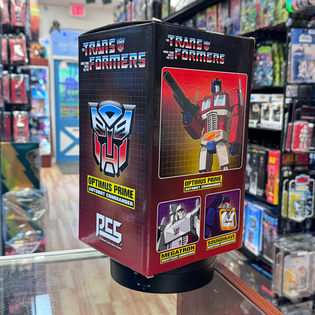 Optimus Prime. Autobot Commander Statue (Transformers, PCS) product image 3, provided for visual reference and product