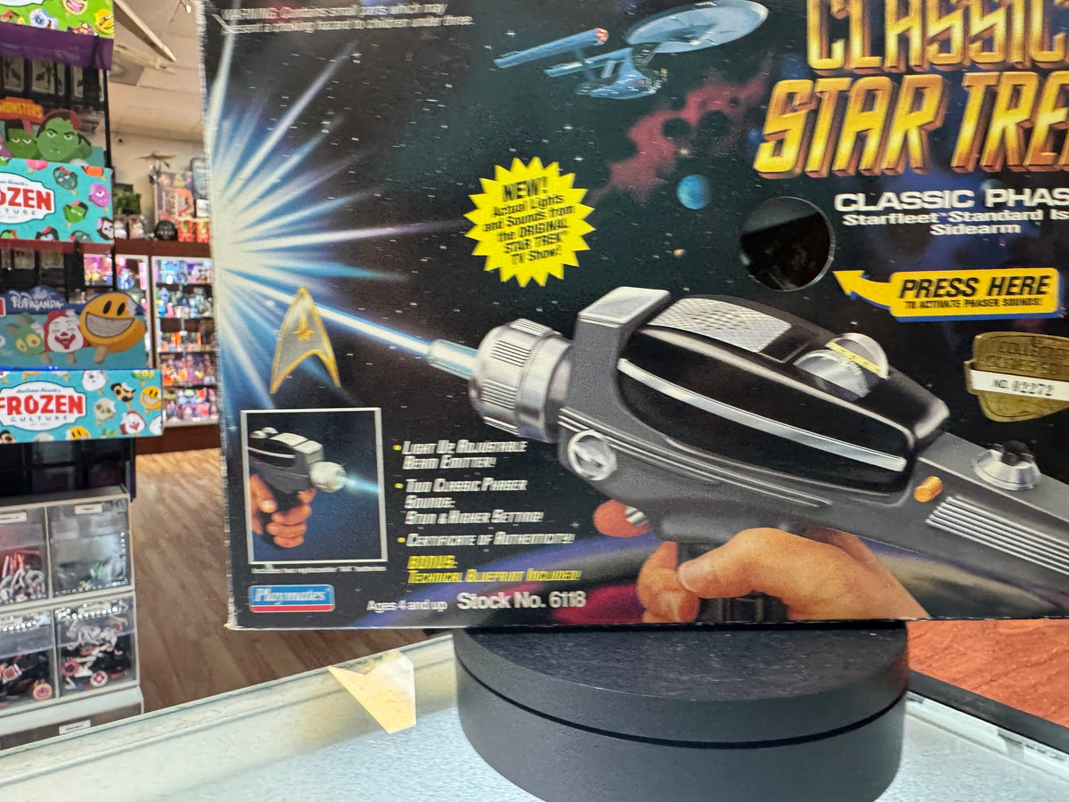 Classic Phaser (Vintage Star Trek, Playmates) NEW OPEN BOX product image 9, provided for visual reference and product detail