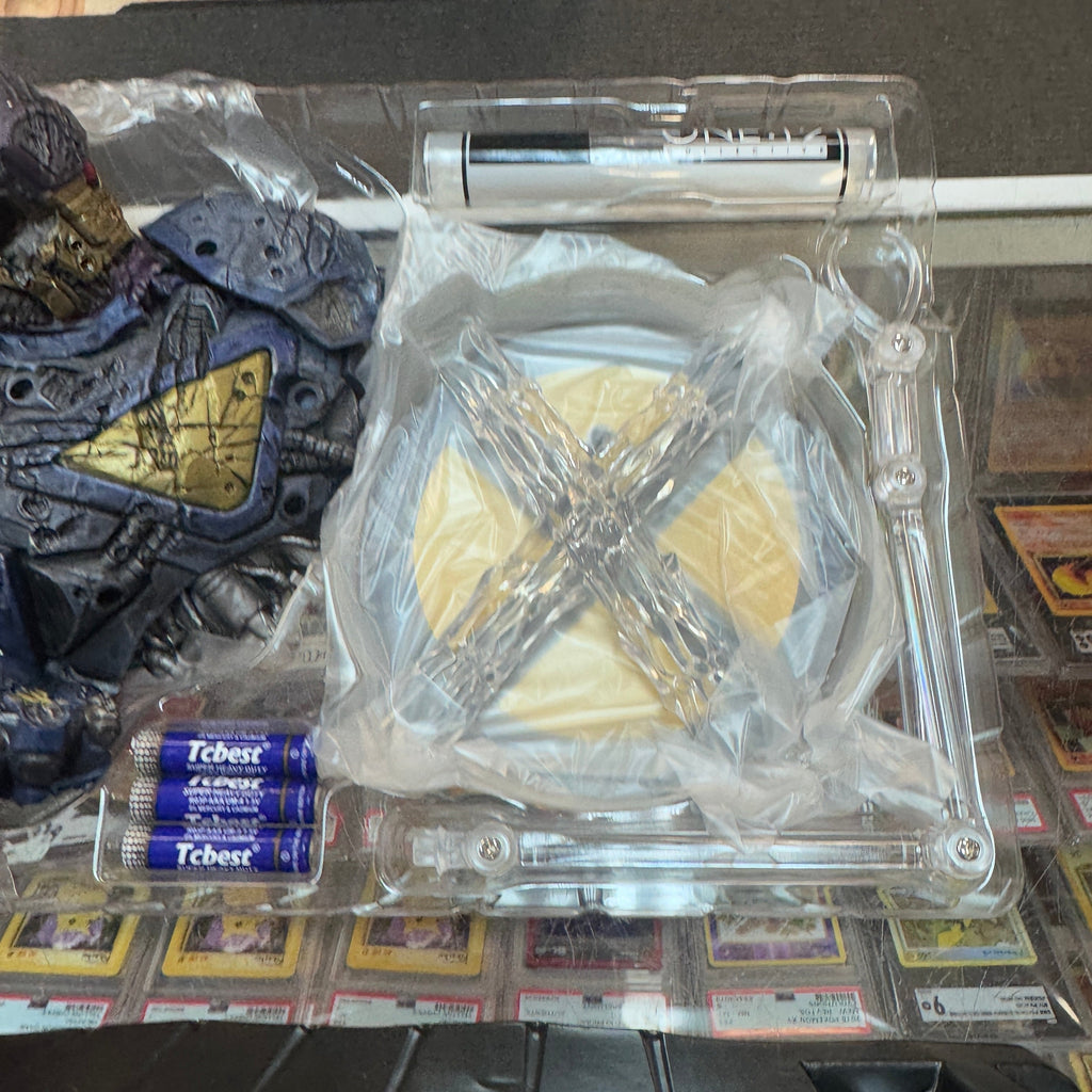 Wolverine Deluxe Edition (Marvel, Mezco One:12) Complete product image 10, provided for visual reference and product detail