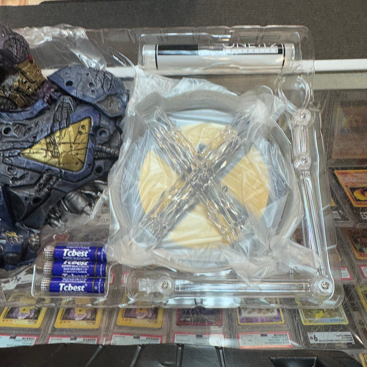 Wolverine Deluxe Edition (Marvel, Mezco One:12) Complete product image 10, provided for visual reference and product detail