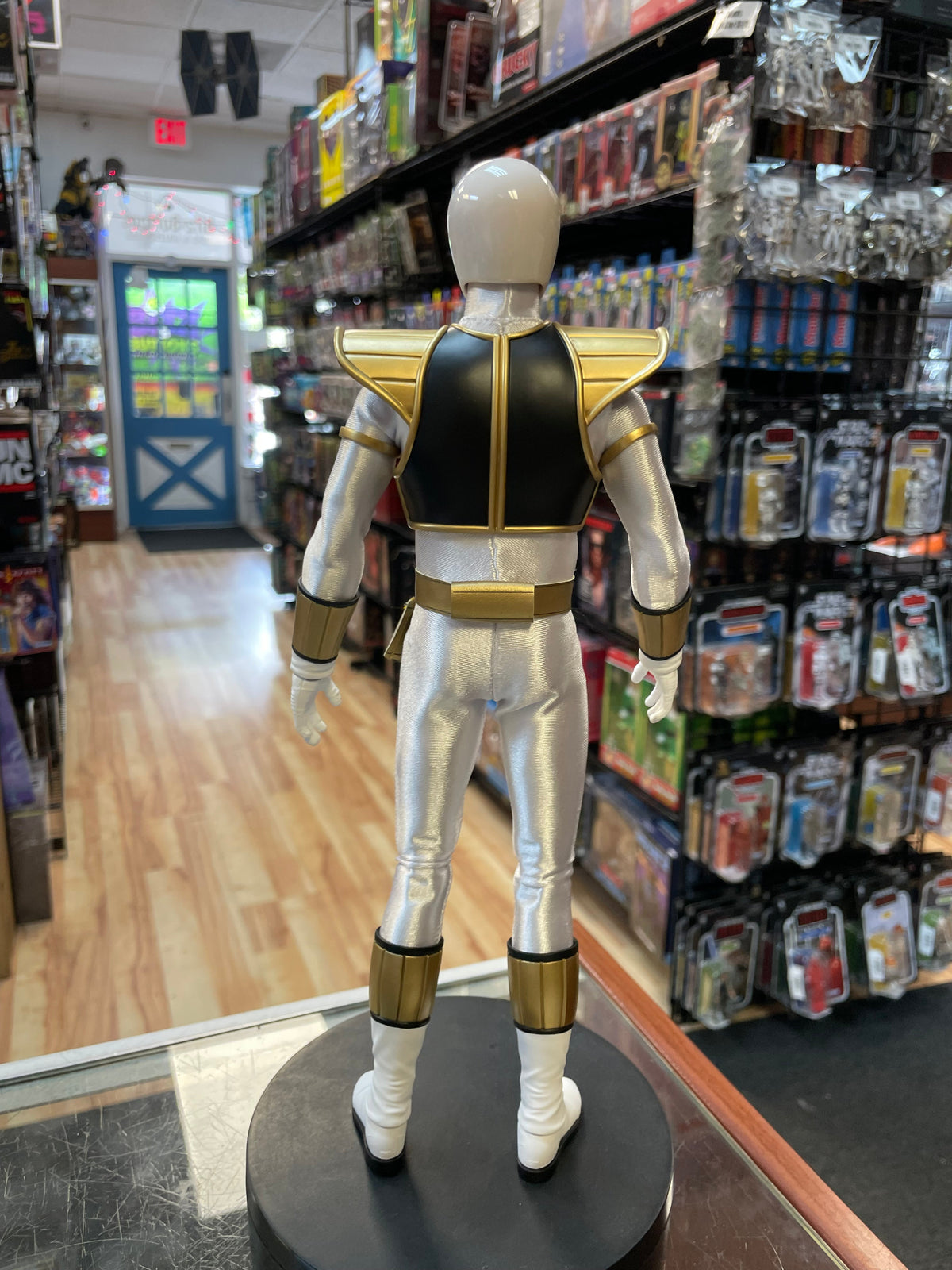 White Ranger 1/6 Scale (Threezero, MMPR Power Rangers) COMPLETE product image 7, provided for visual reference and product