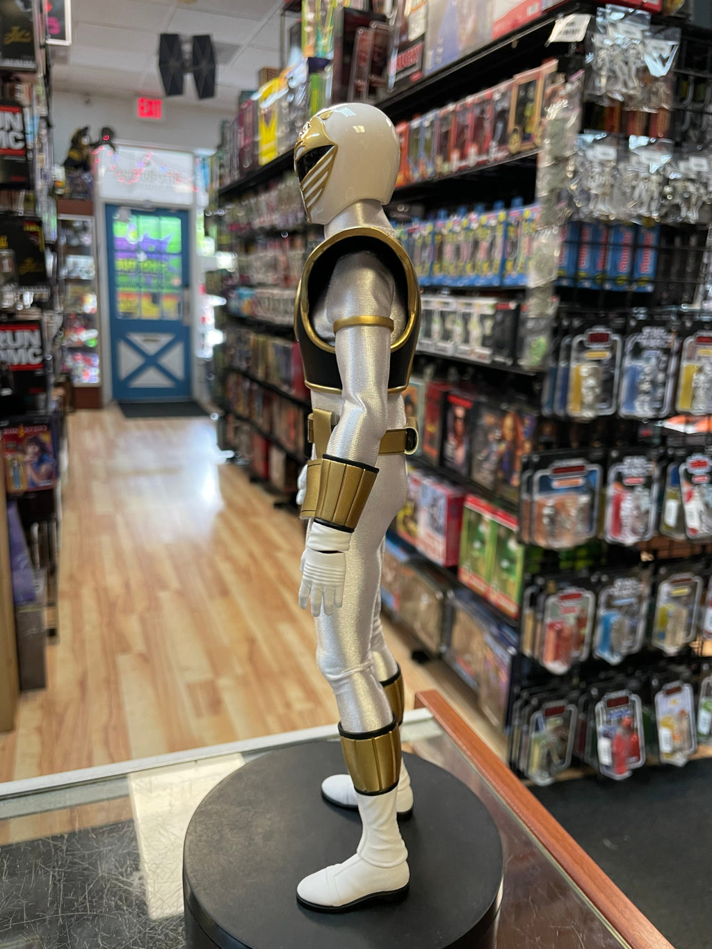 White Ranger 1/6 Scale (Threezero, MMPR Power Rangers) COMPLETE product image 5, provided for visual reference and product