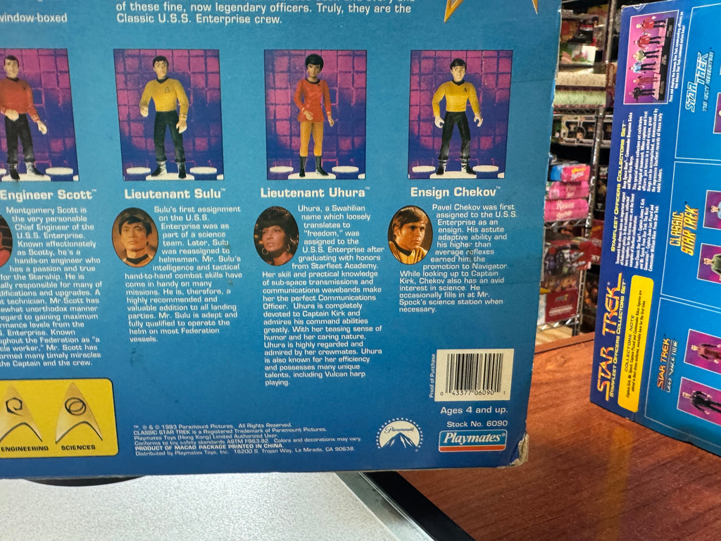 Classic Bridge Collectors Set (Vintage Star Trek, Playmates) NEW product image 3, provided for visual reference and product