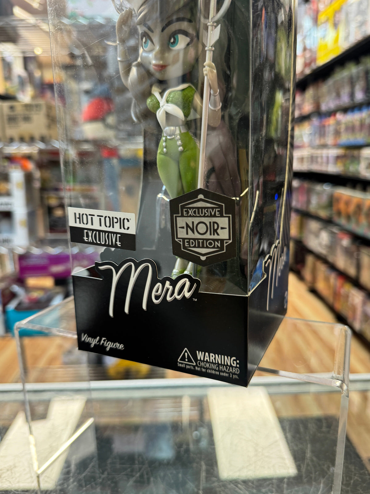 Hera Noir Hot Topic (DC Bombshells, Cryptozoic Entertainment) product image 9, provided for visual reference and product