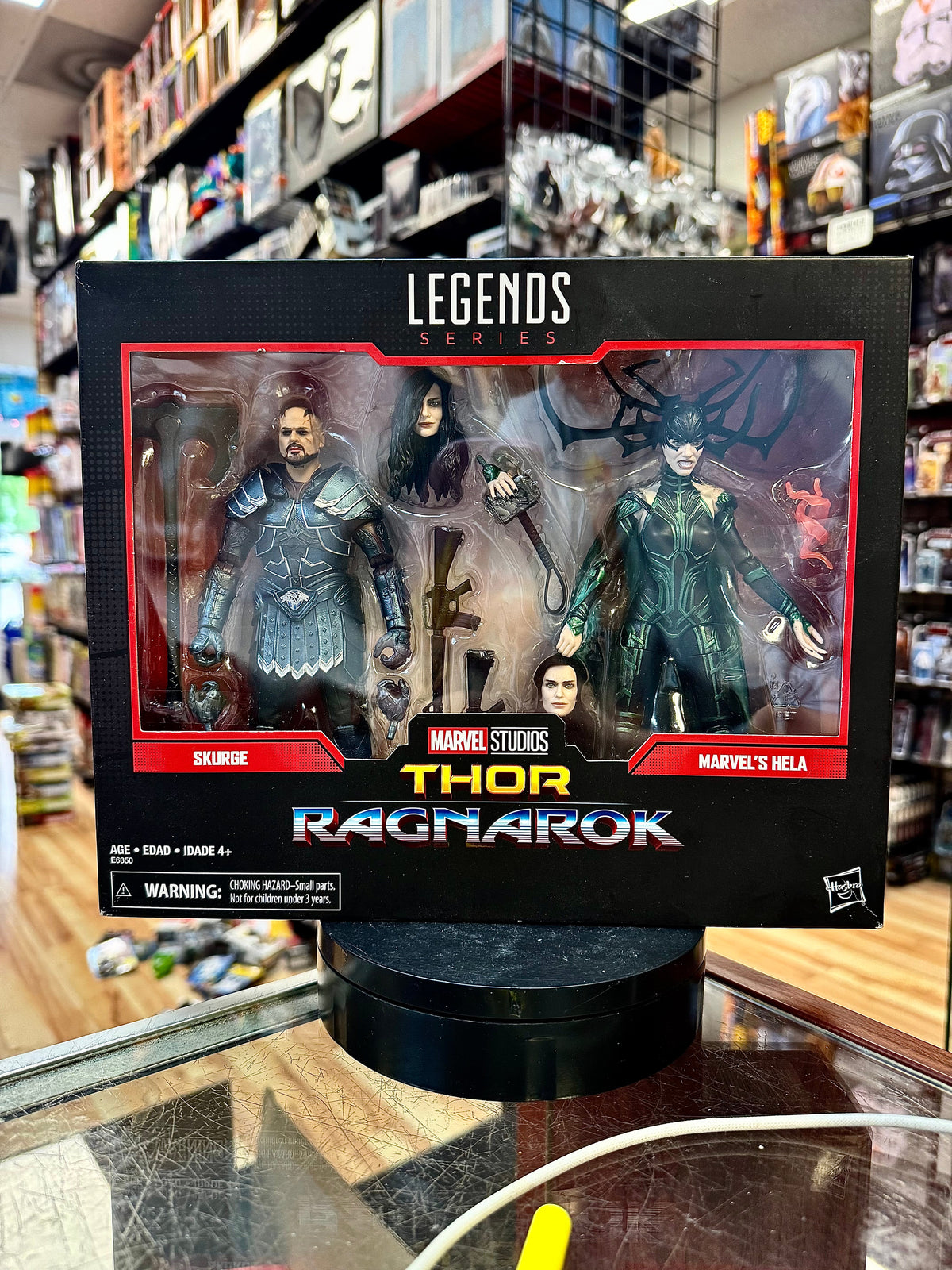Skurge & Hela 2 Pack Thor Ragnarok (Marvel Legends, Hasbro) *SEALED* product image 1, provided for visual reference and