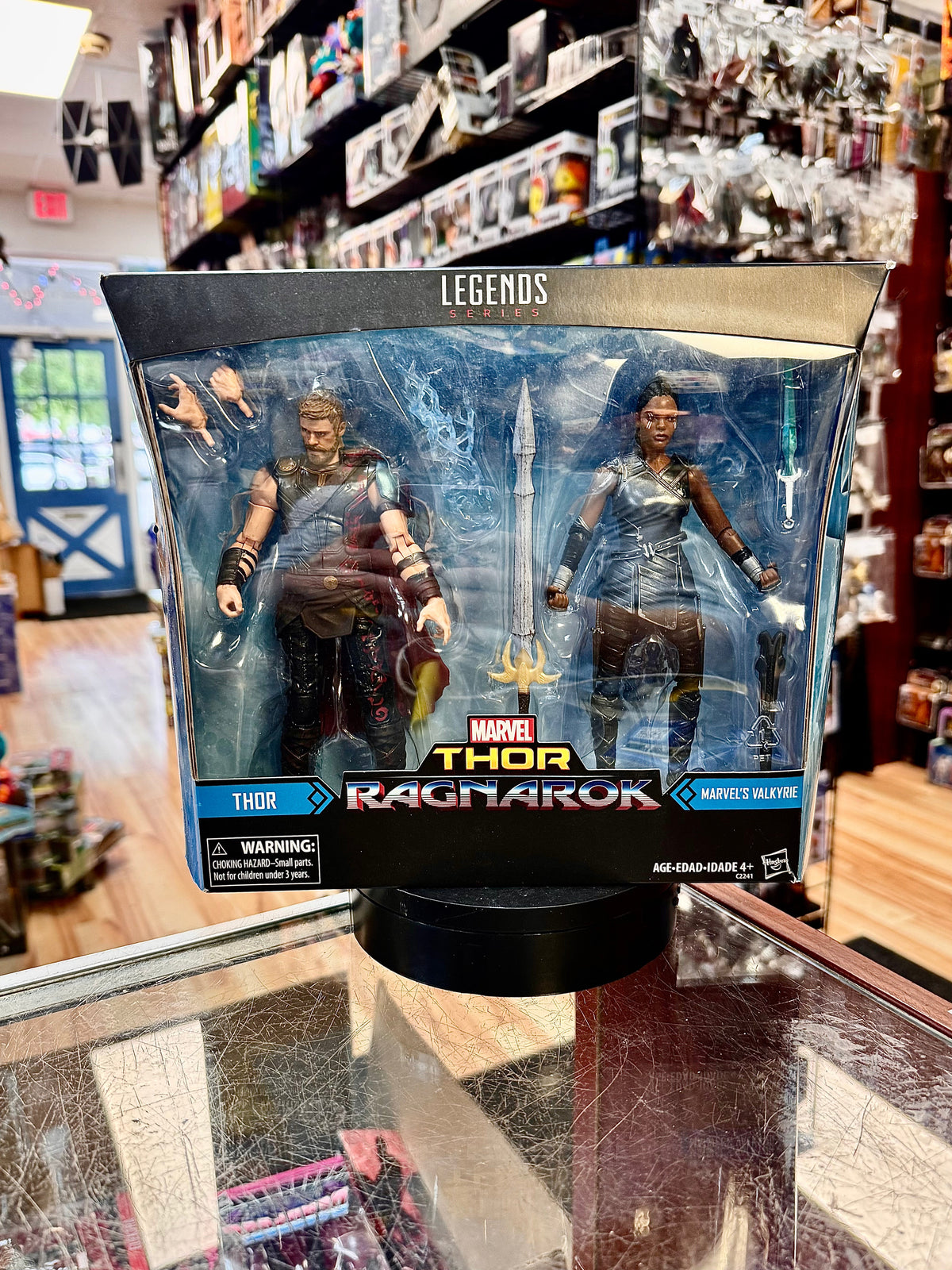 Thor and Valkyrie 2 Pack Thor Ragnarok (Marvel Legends, Hasbro) *SEALED* product image 1, provided for visual reference and