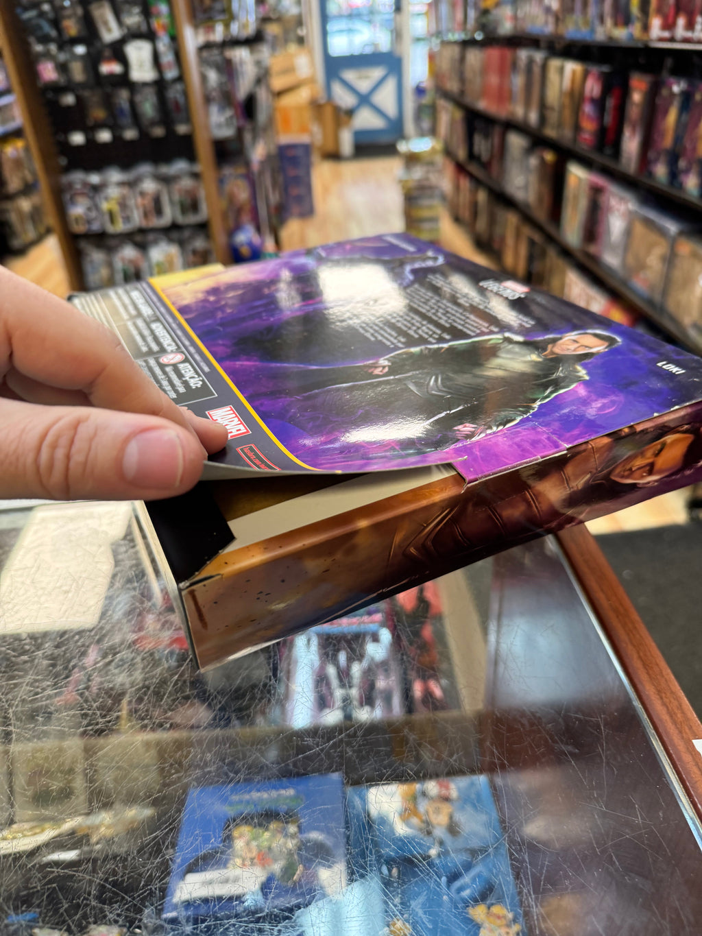 Loki & Corvious Glaive 2 Pack Infinity War (Marvel Legends, Hasbro) *SEALED* product image 8, provided for visual reference