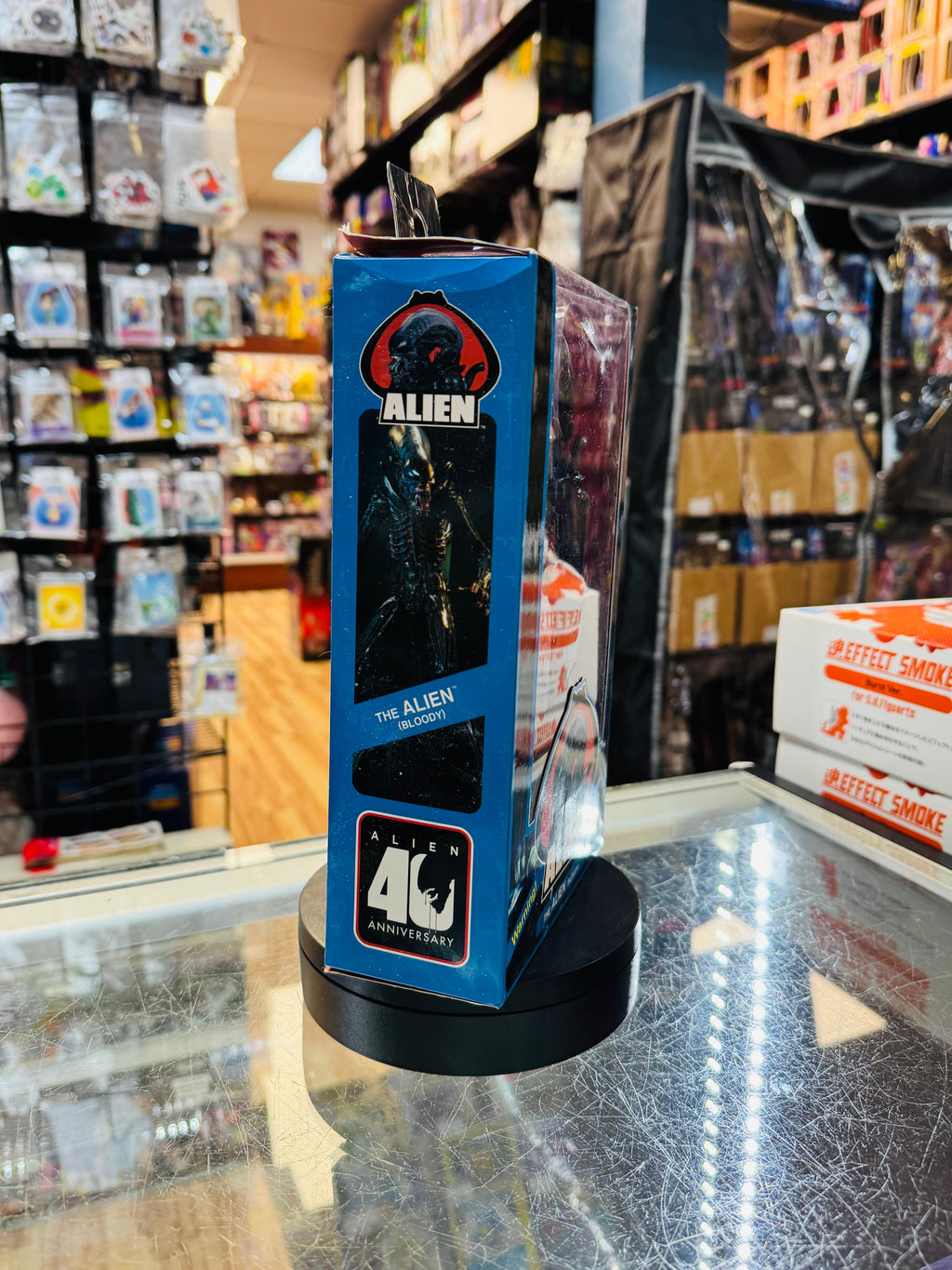 Bloody Alien -40th Anniversary- (NECA, Aliens) ***SEALED** product image 2, provided for visual reference and product detail