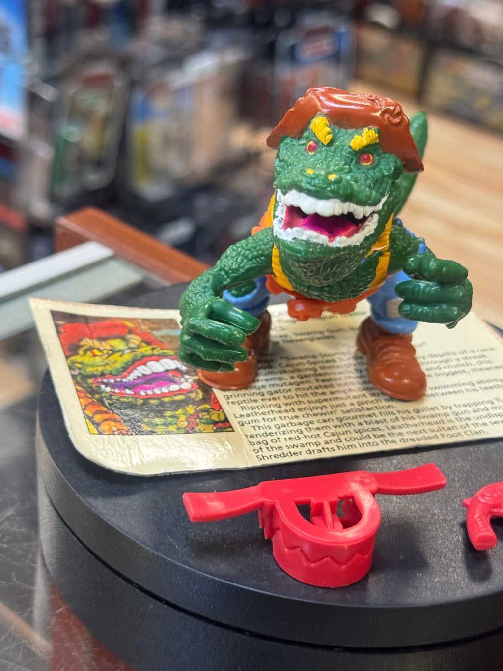Leatherhead with File Card (Vintage TMNT Ninja Turtles, Playmates) COMPLETE product image 4, provided for visual reference