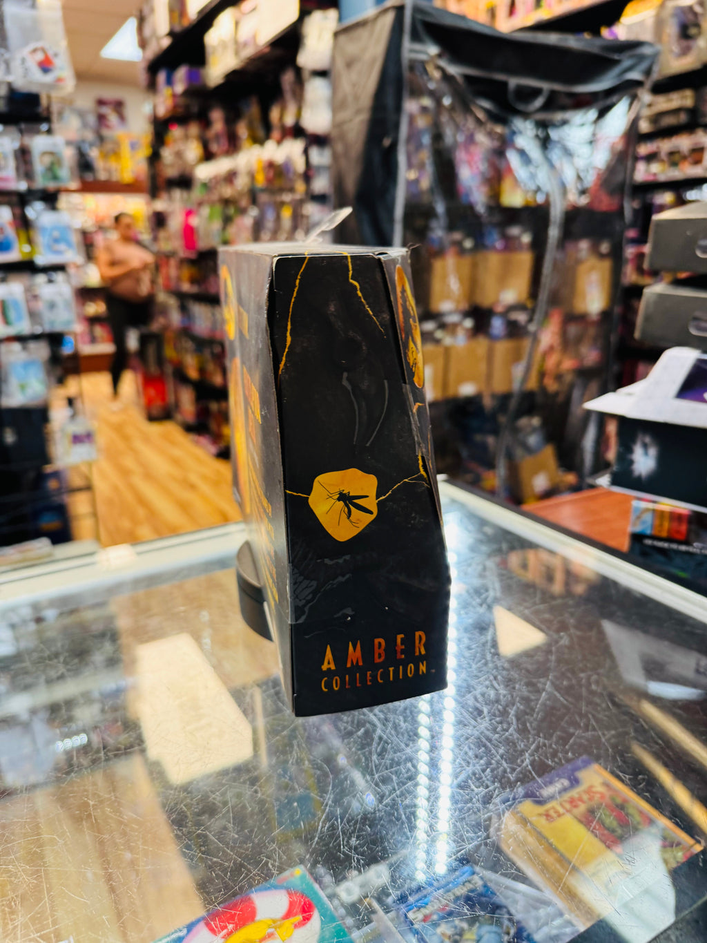 Velociraptor Delta (Jurassic Park Amber Collection, Mattel) SEALED product image 4, provided for visual reference and