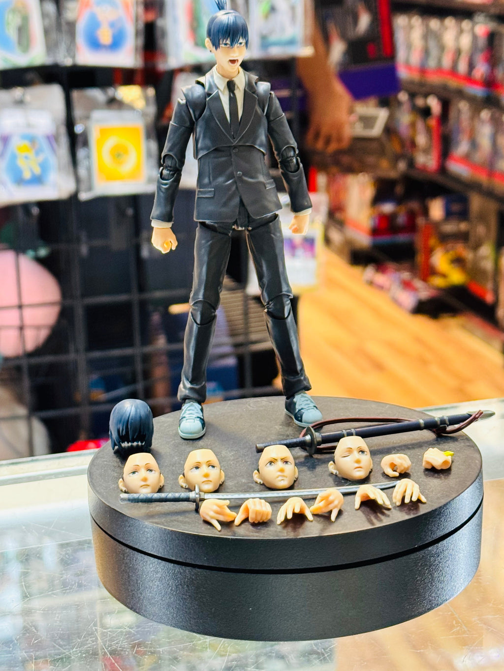 Aki (Bandai SH Figuarts, Chainsaw Man) *INCOMPLETE* product image 3, provided for visual reference and product detail review