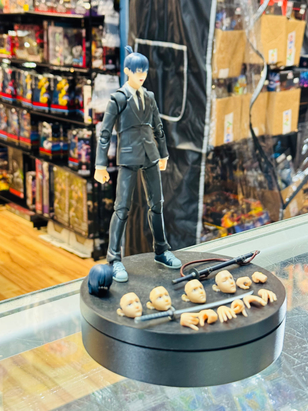 Aki (Bandai SH Figuarts, Chainsaw Man) *INCOMPLETE* product image 5, provided for visual reference and product detail review