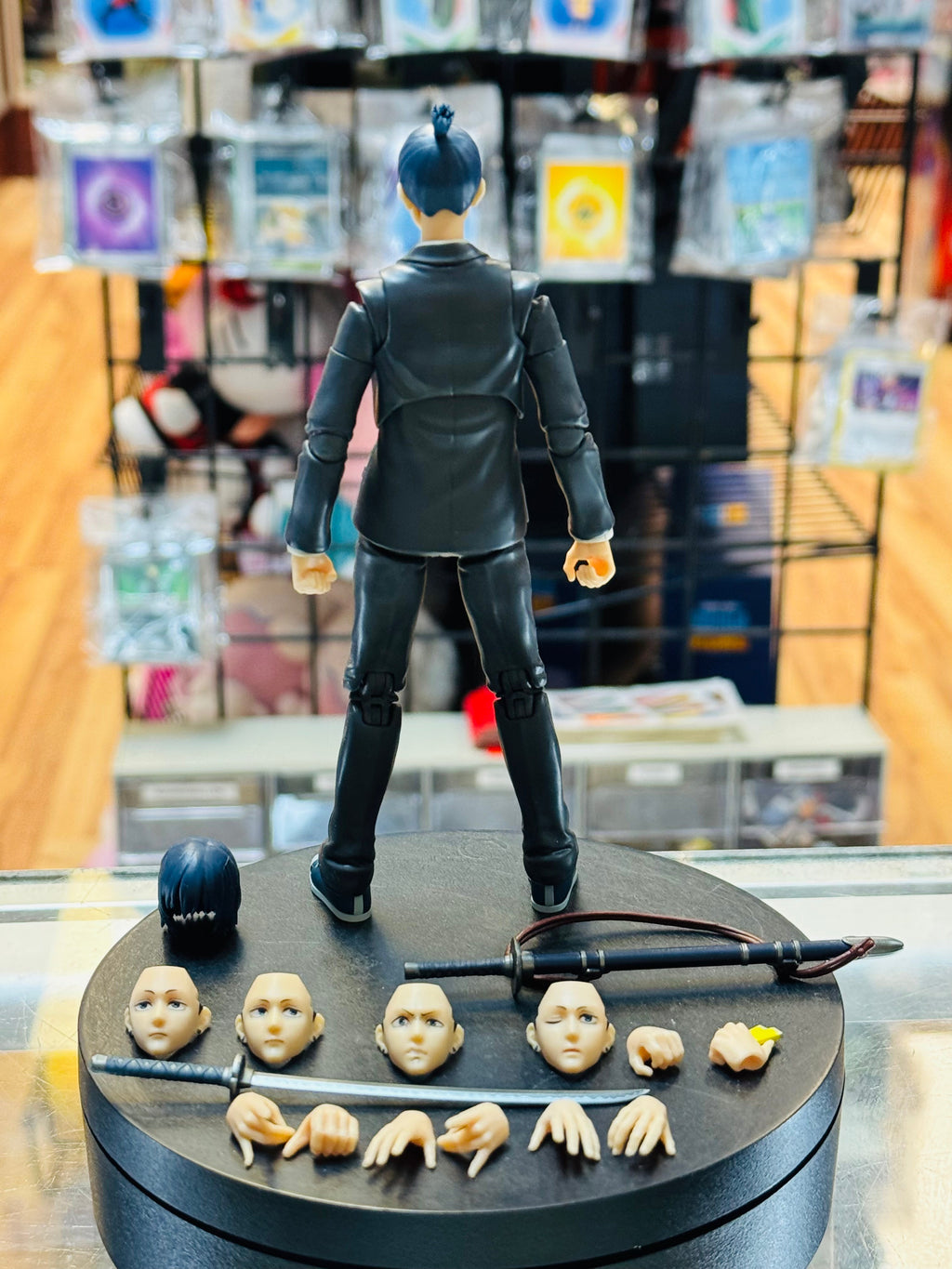 Aki (Bandai SH Figuarts, Chainsaw Man) *INCOMPLETE* product image 9, provided for visual reference and product detail review