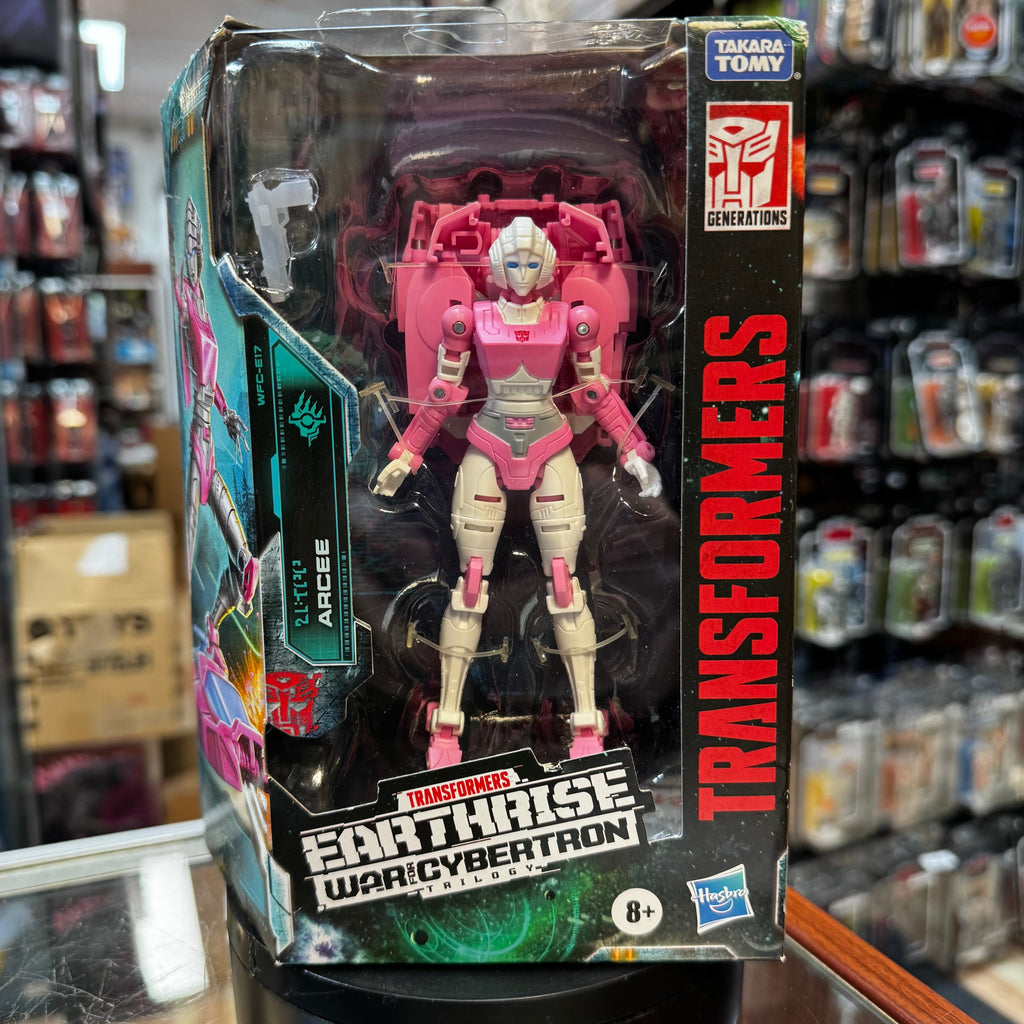 Arcee Earthrise Deluxe Class (Transformers Generations, Hasbro) Sealed product image 1, provided for visual reference and