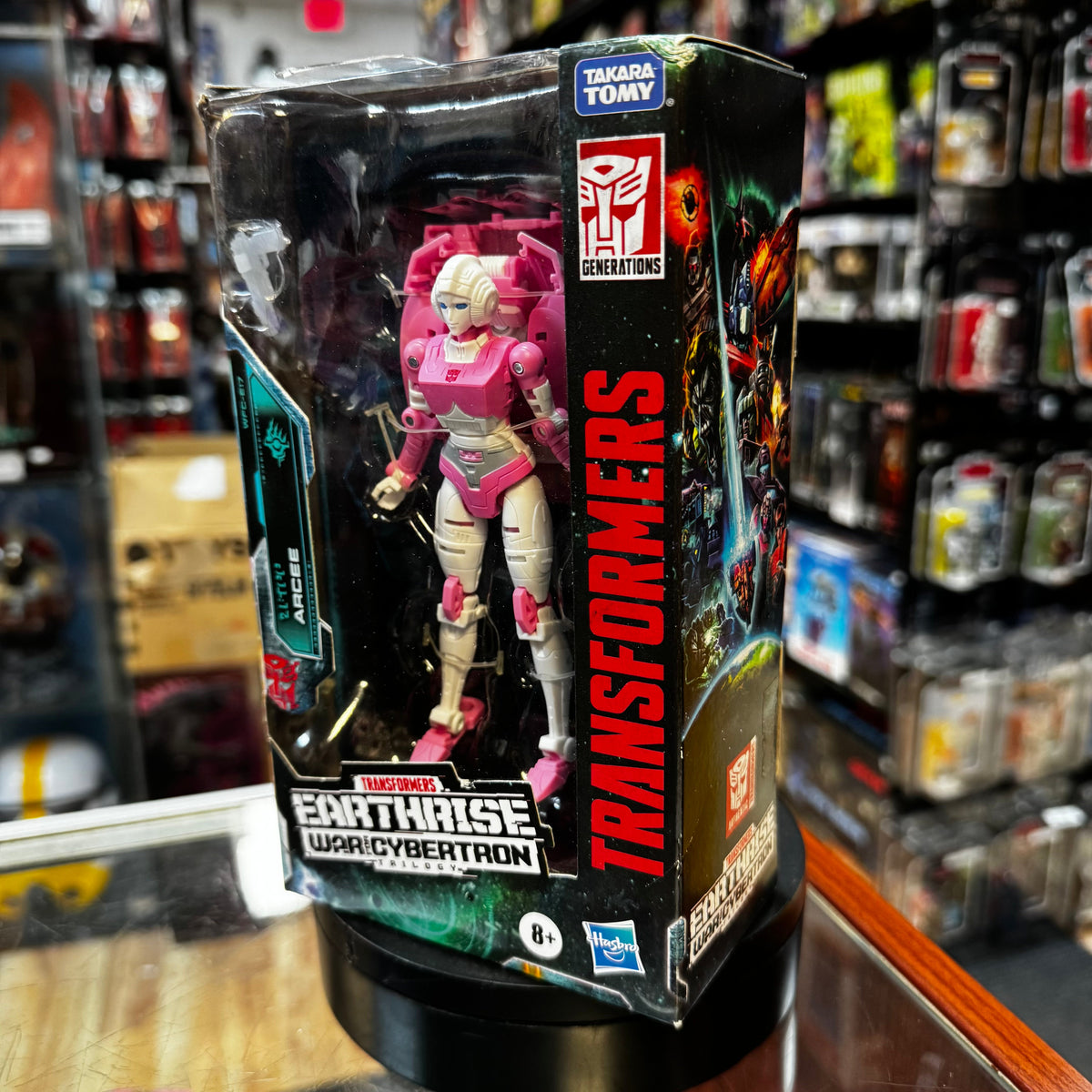 Arcee Earthrise Deluxe Class (Transformers Generations, Hasbro) Sealed product image 5, provided for visual reference and