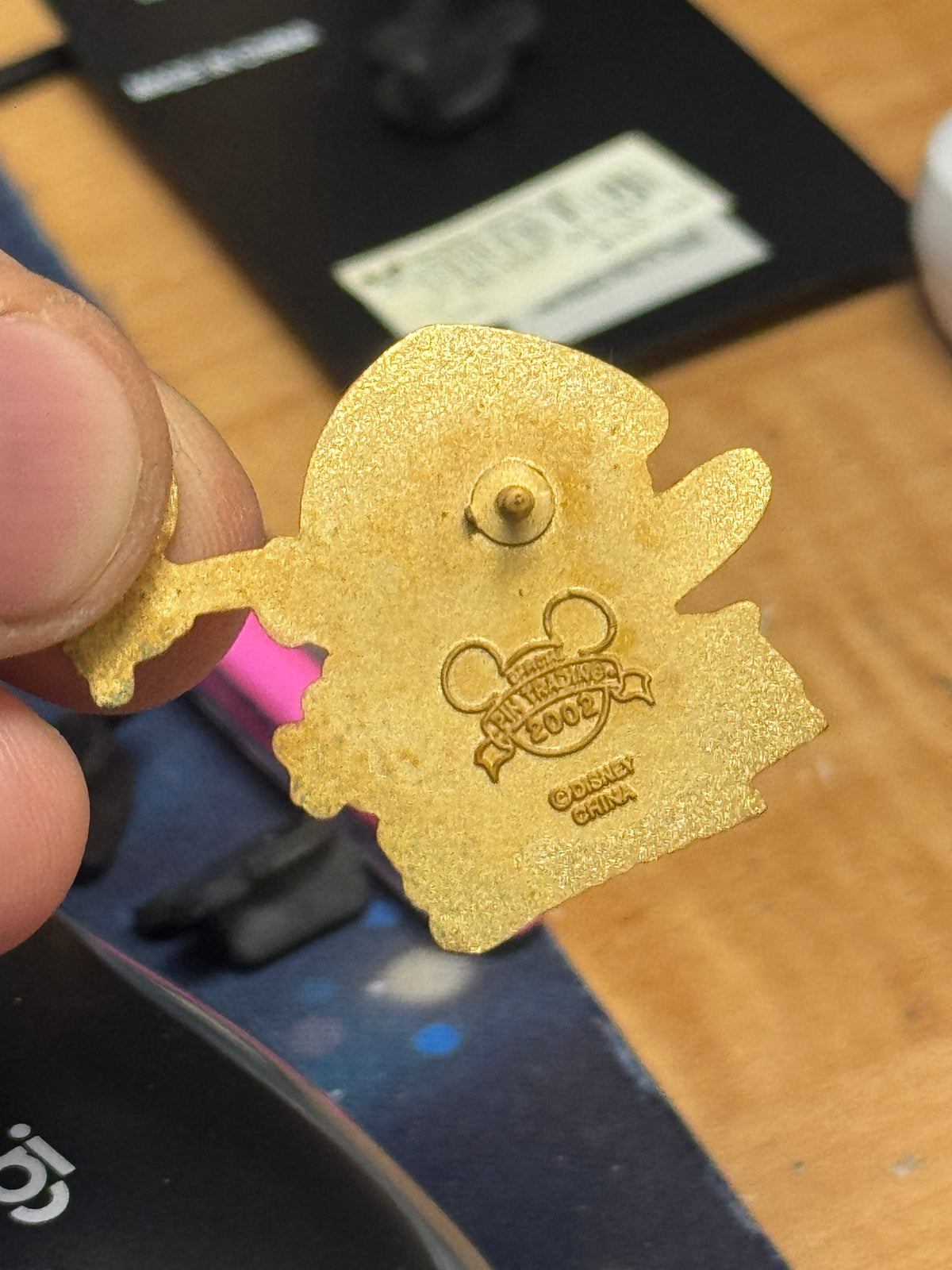 Safari Goofy Mickey Pin Adventure (Disney, Pin Traders) product image 2, provided for visual reference and product detail