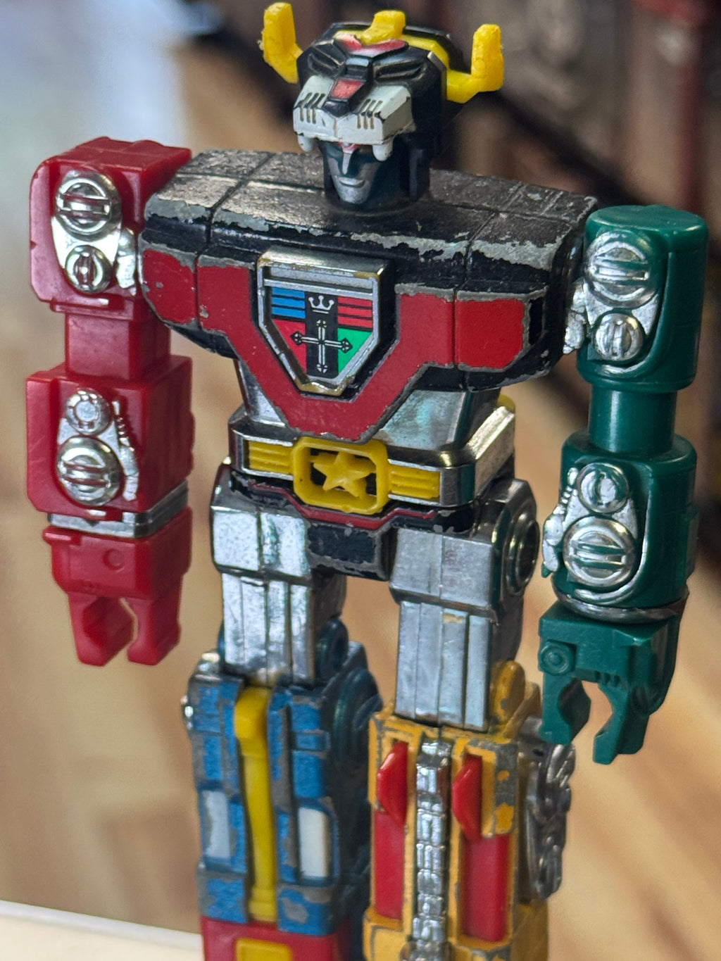 Lion Bot Minature (Vintage Voltron, Matchbox) LOOSE product image 8, provided for visual reference and product detail review