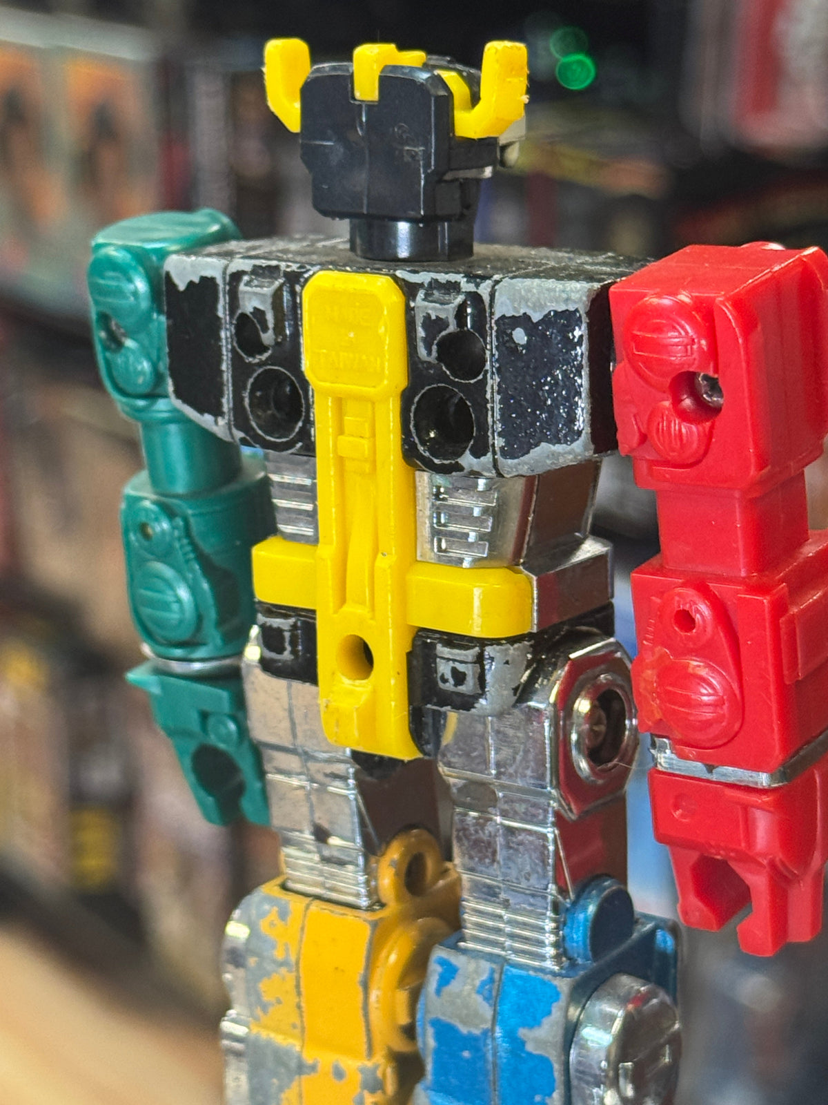 Lion Bot Minature (Vintage Voltron, Matchbox) LOOSE product image 5, provided for visual reference and product detail review