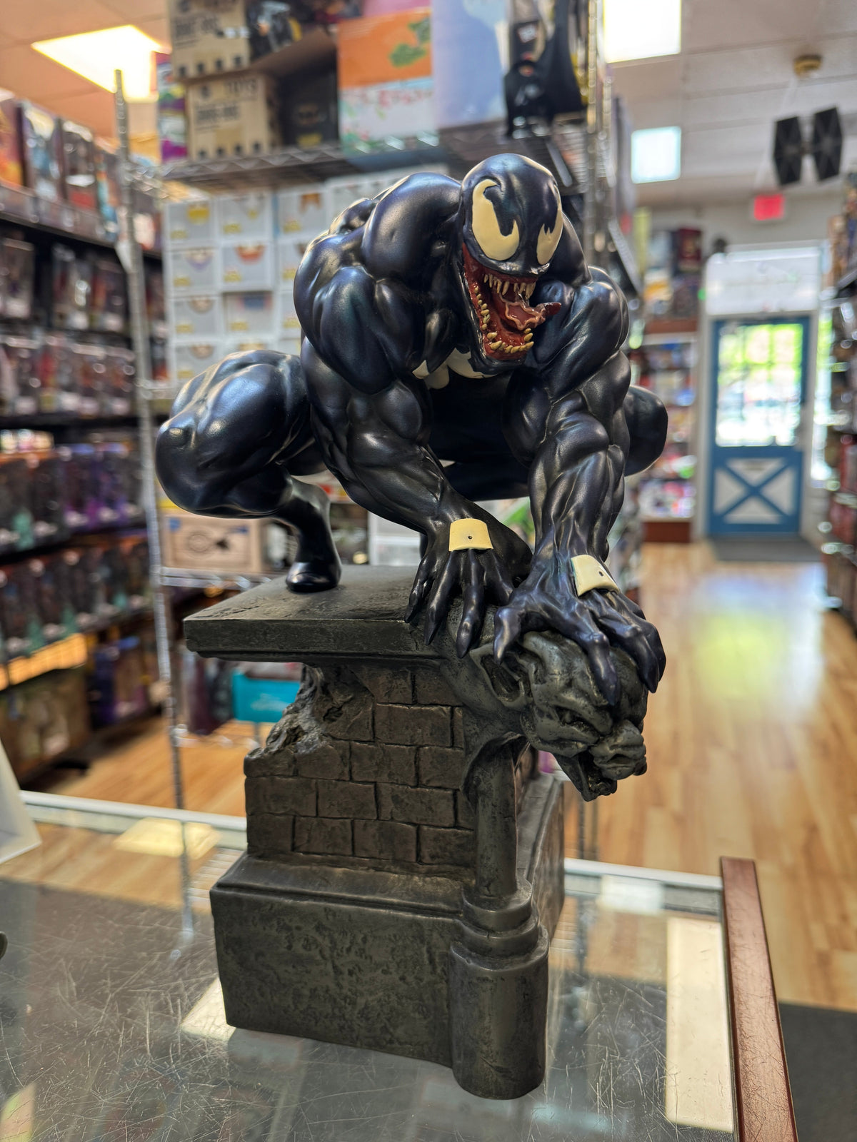 Classic Venom Full-Size Statue (Vintage Bowen Designs, Marvel) **No Box** product image 8, provided for visual reference and