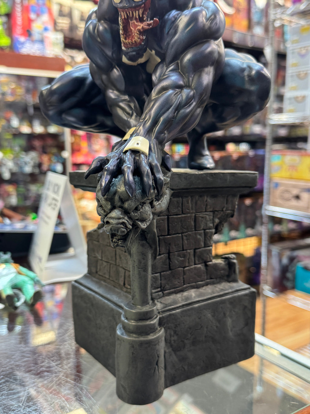 Classic Venom Full-Size Statue (Vintage Bowen Designs, Marvel) **No Box** product image 2, provided for visual reference and