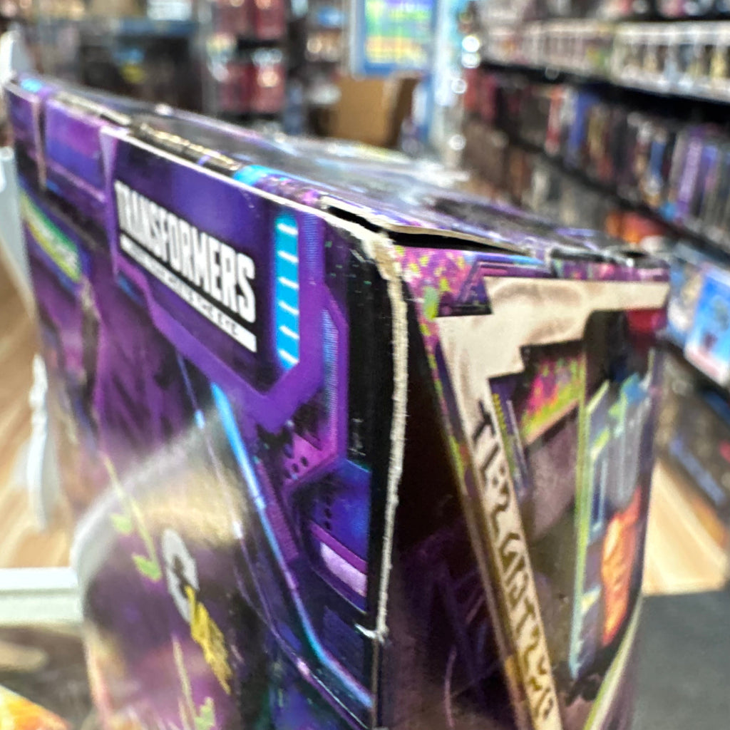 Crankcase Legacy Deluxe Class (Transformers Generations, Hasbro) Sealed product image 13, provided for visual reference and