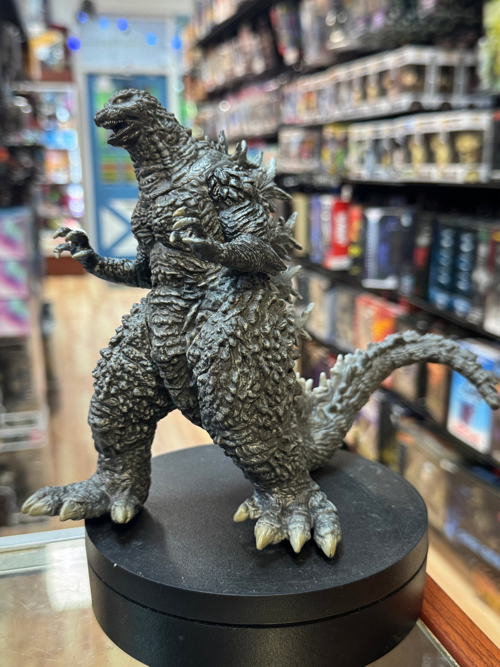 Monster Black Roar Minus One Vinyl Statue (Godzilla, Banpresto) product image 3, provided for visual reference and product