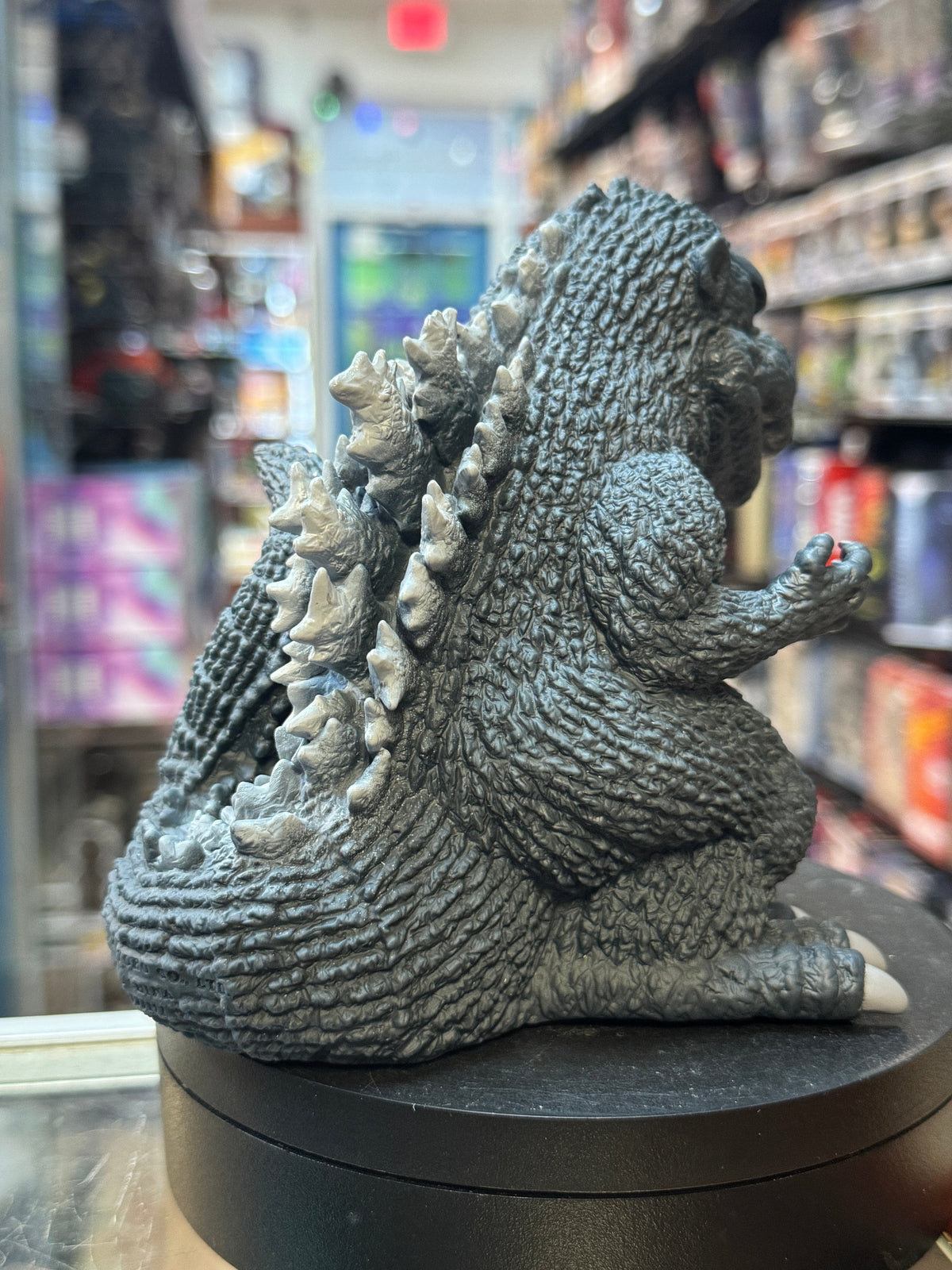 1954 Godzilla Enshrined Vinyl Statue A (Godzilla, Banpresto) product image 3, provided for visual reference and product