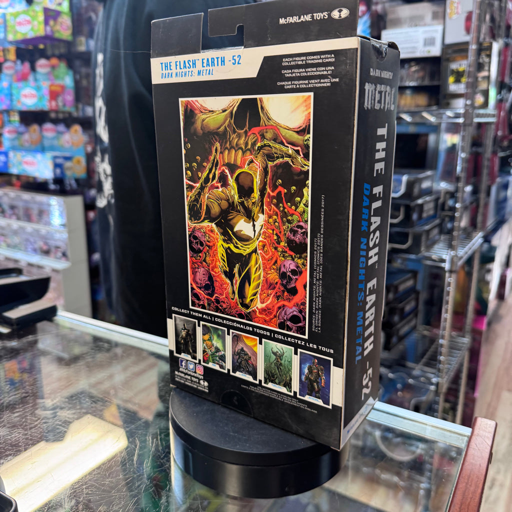 The Flash Earth 52 **Gold Label** 8215 (DC Comics Multiverse, McFarlane) Sealed product image 5, provided for visual