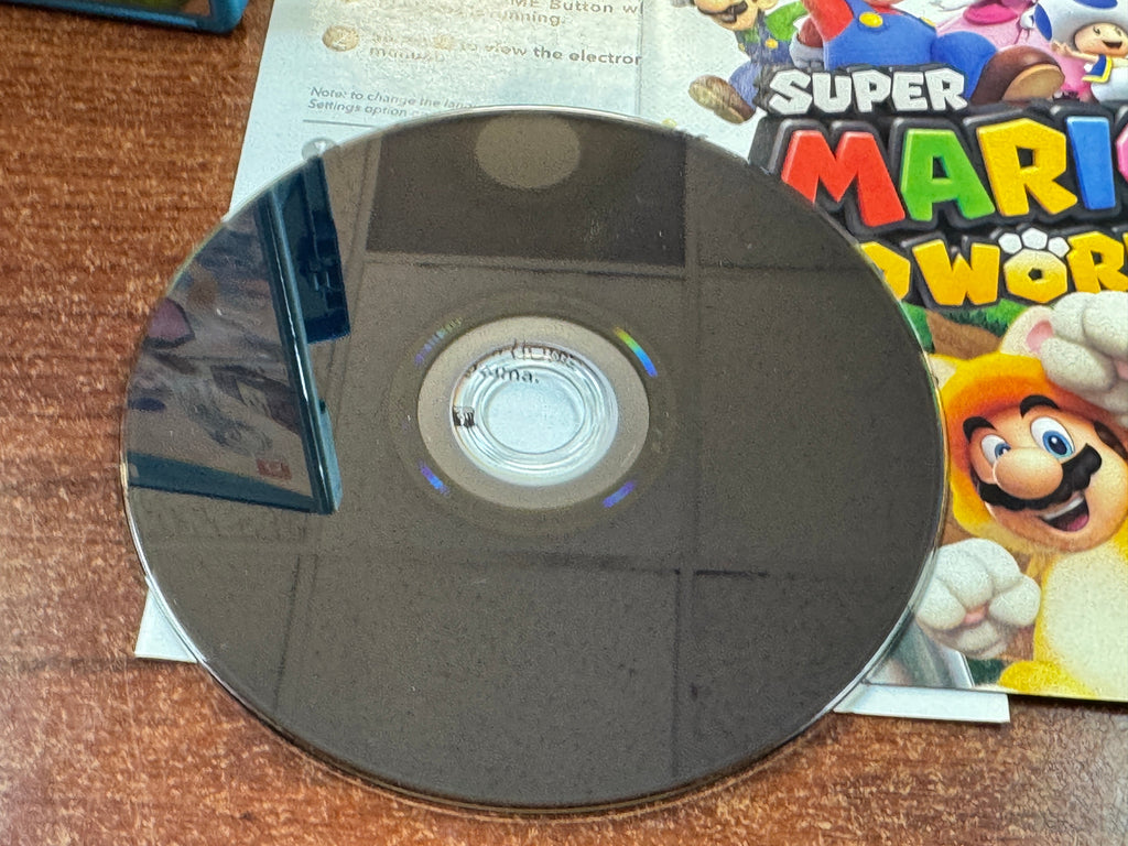 Super Mario 3D World (Nintendo Wii U, Video Game) product image 4, provided for visual reference and product detail review
