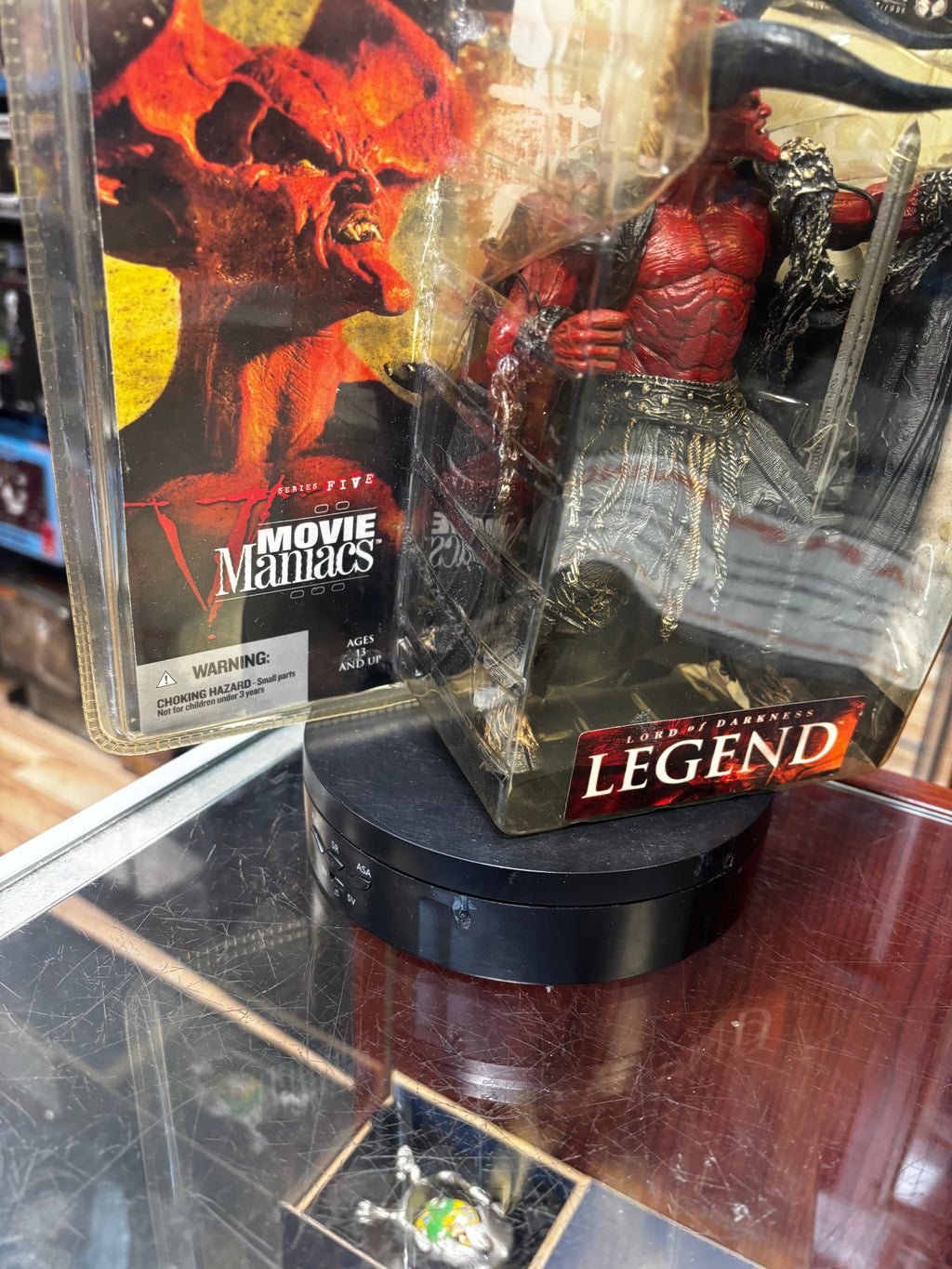 Lord of Darkness Legend (Vintage Movie Maniacs, NECA) SEALED product image 11, provided for visual reference and product