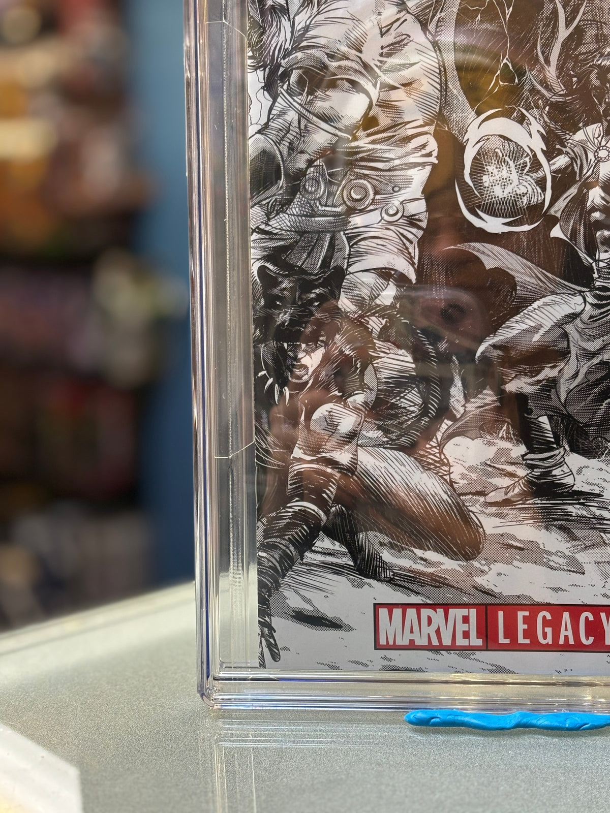Marvel Legacy #1 (Marvel Comics, CGC Graded 9.8 WHITE) product image 4, provided for visual reference and product detail