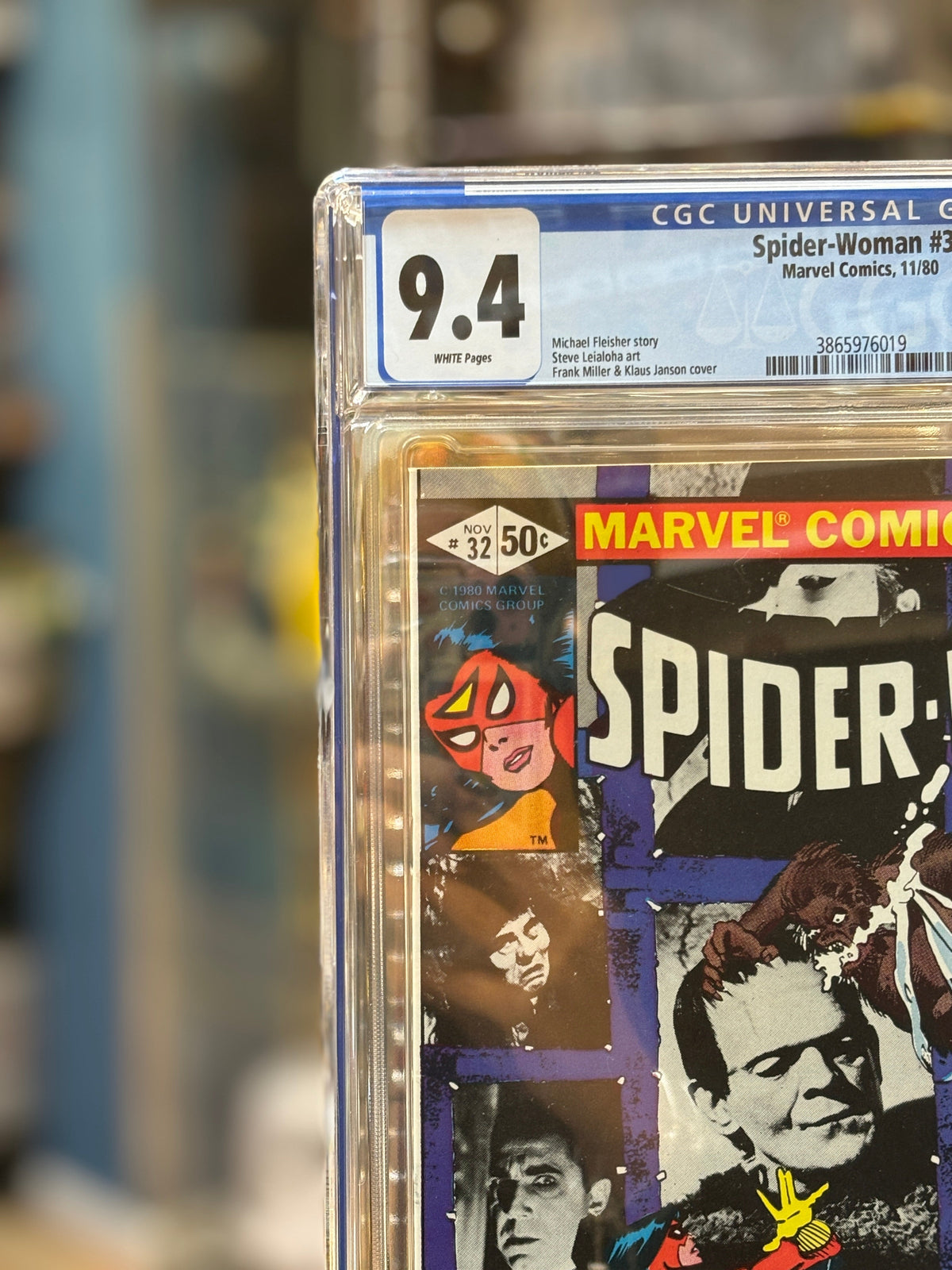 Spider-Woman #32 (Marvel Comics, CGC Graded 9.4 WHITE) product image 2, provided for visual reference and product detail