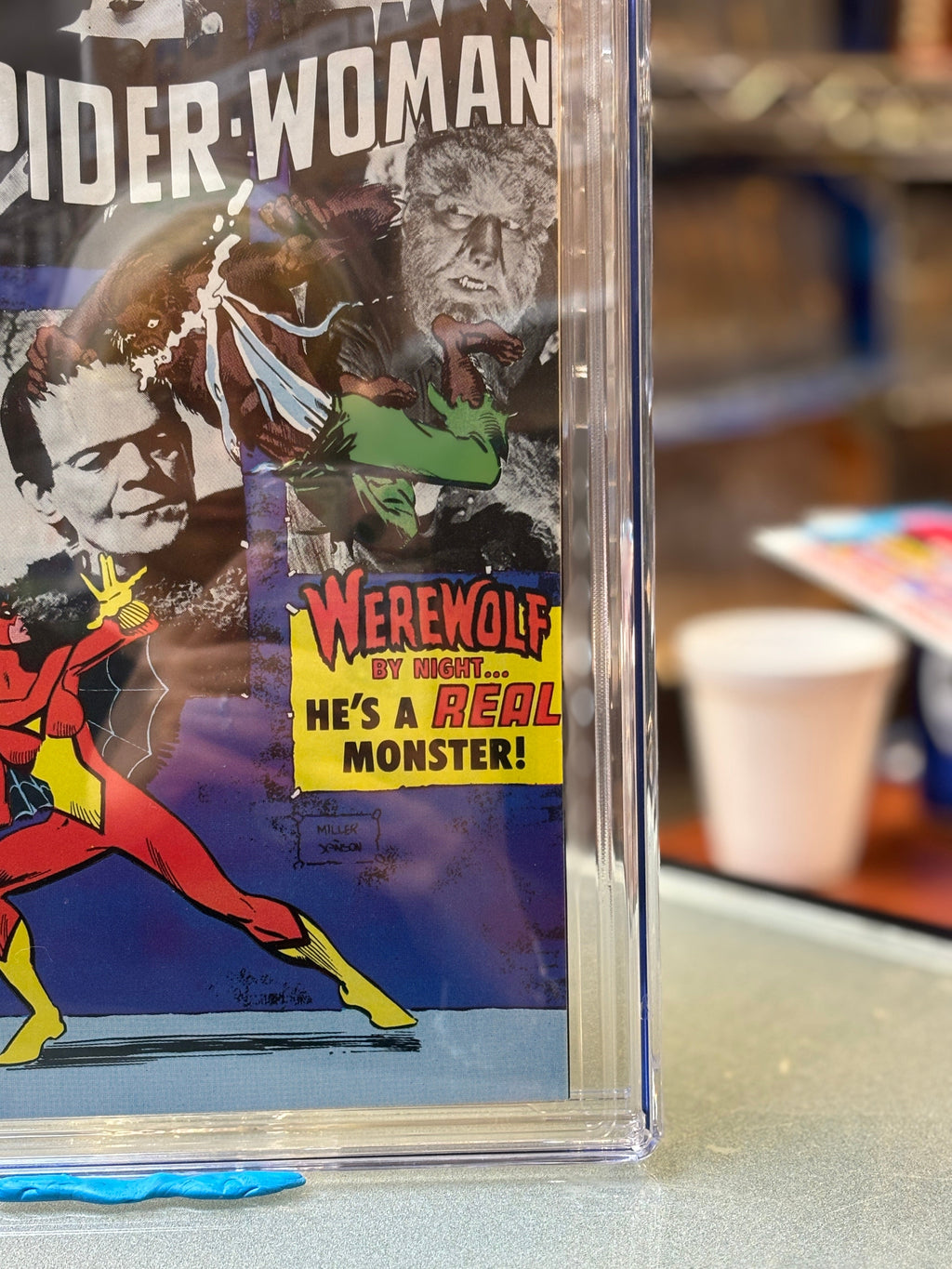 Spider-Woman #32 (Marvel Comics, CGC Graded 9.4 WHITE) product image 5, provided for visual reference and product detail