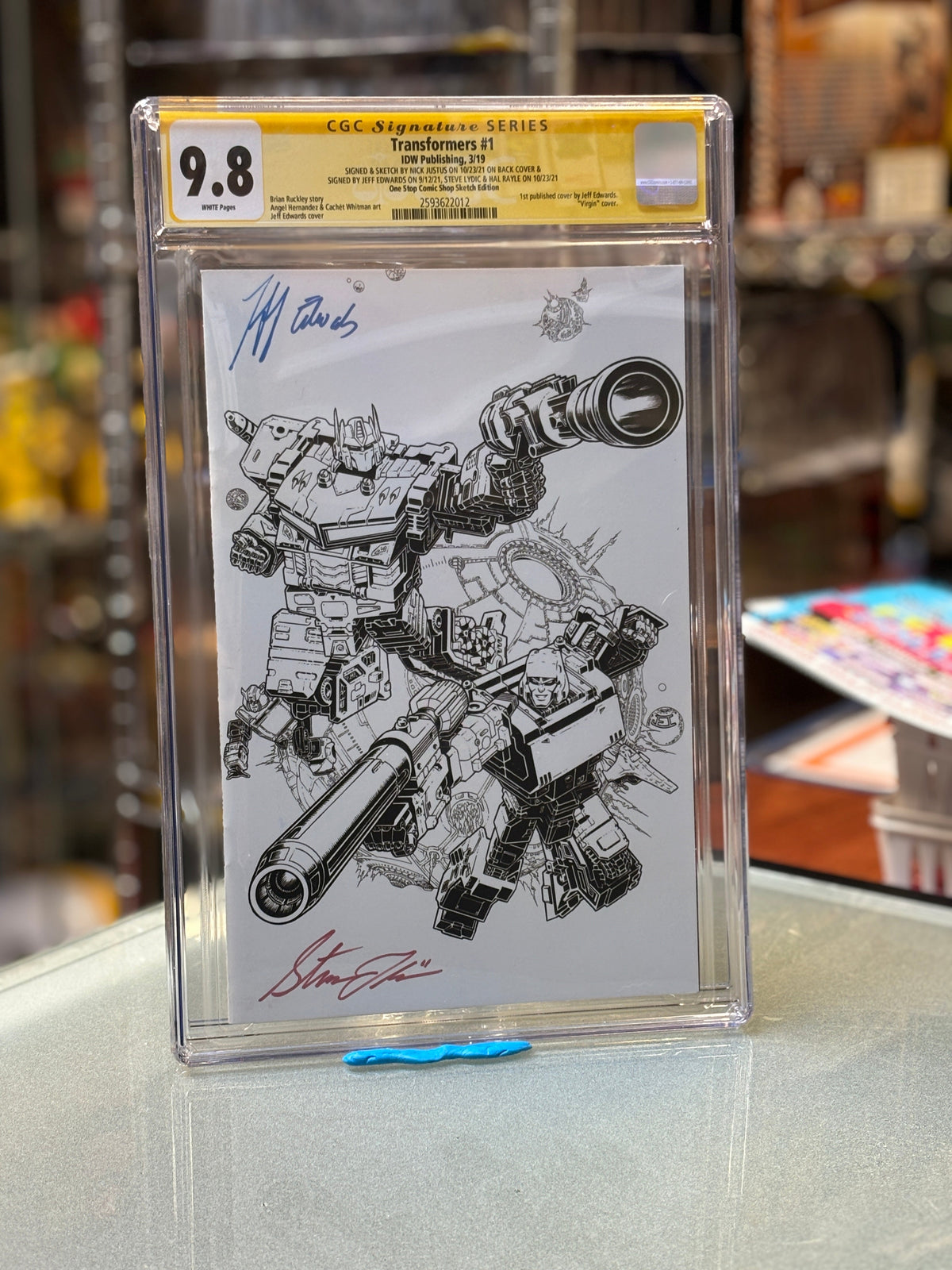 Transformers #1 (IDW Publishing, CGC Graded 9.8 WHITE) product image 1, provided for visual reference and product detail