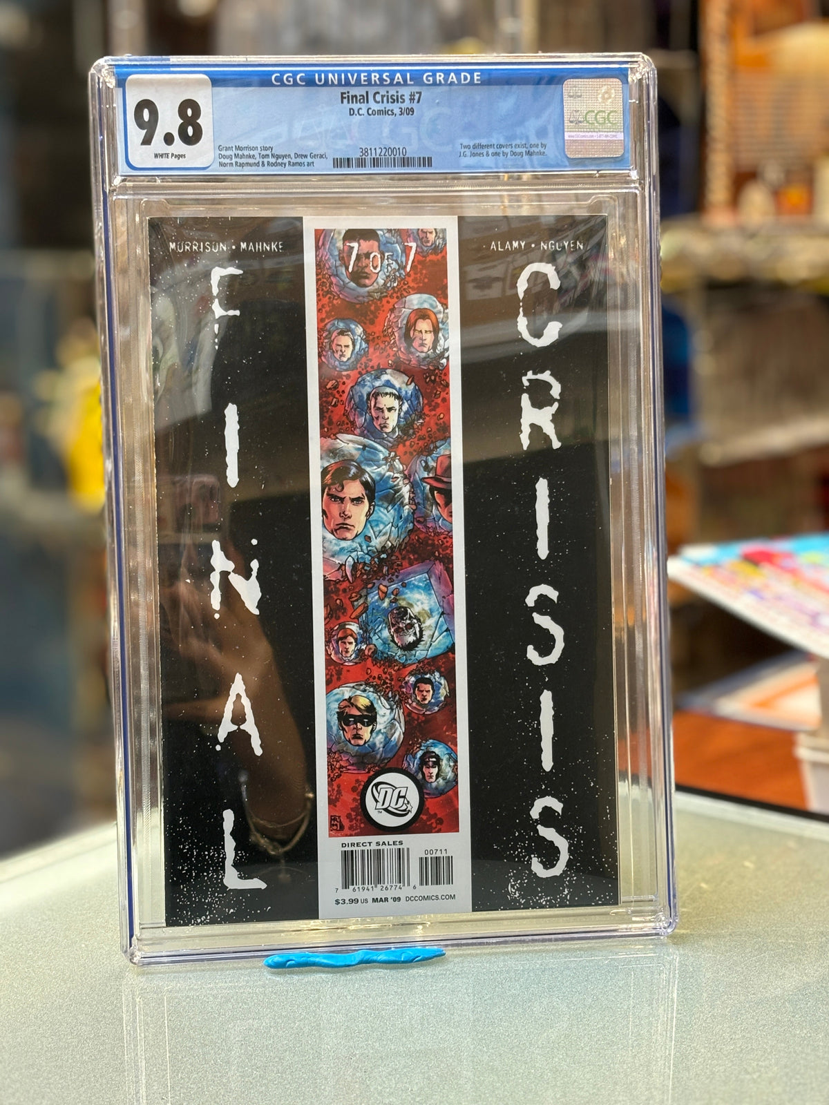 Final Crisis #7 (DC Comics, CGC Graded 9.8 WHITE) product image 1, provided for visual reference and product detail review