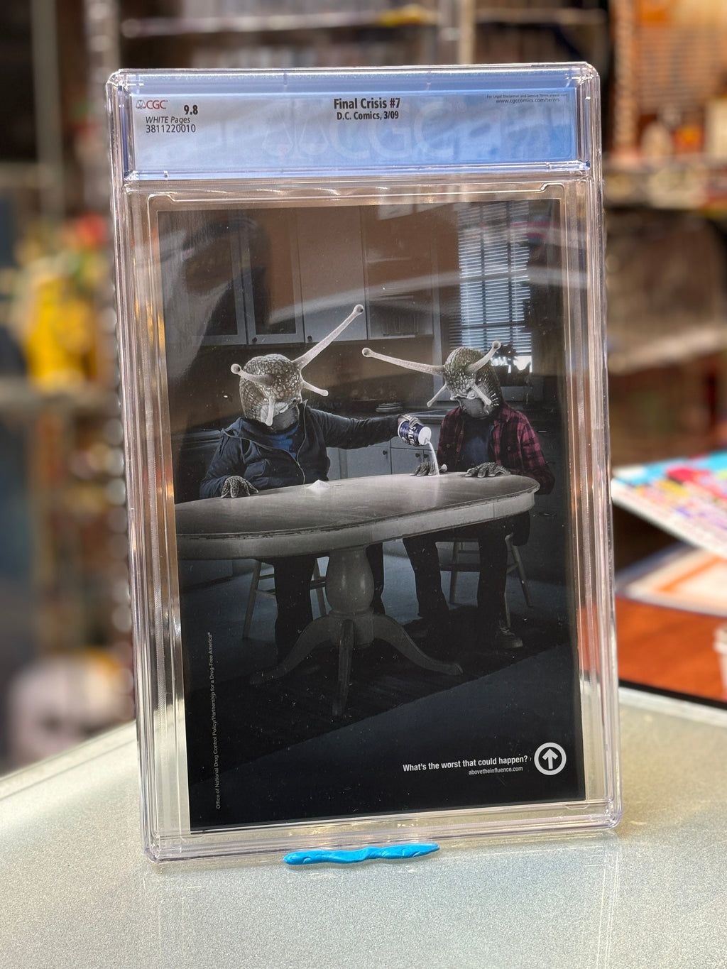 Final Crisis #7 (DC Comics, CGC Graded 9.8 WHITE) product image 6, provided for visual reference and product detail review