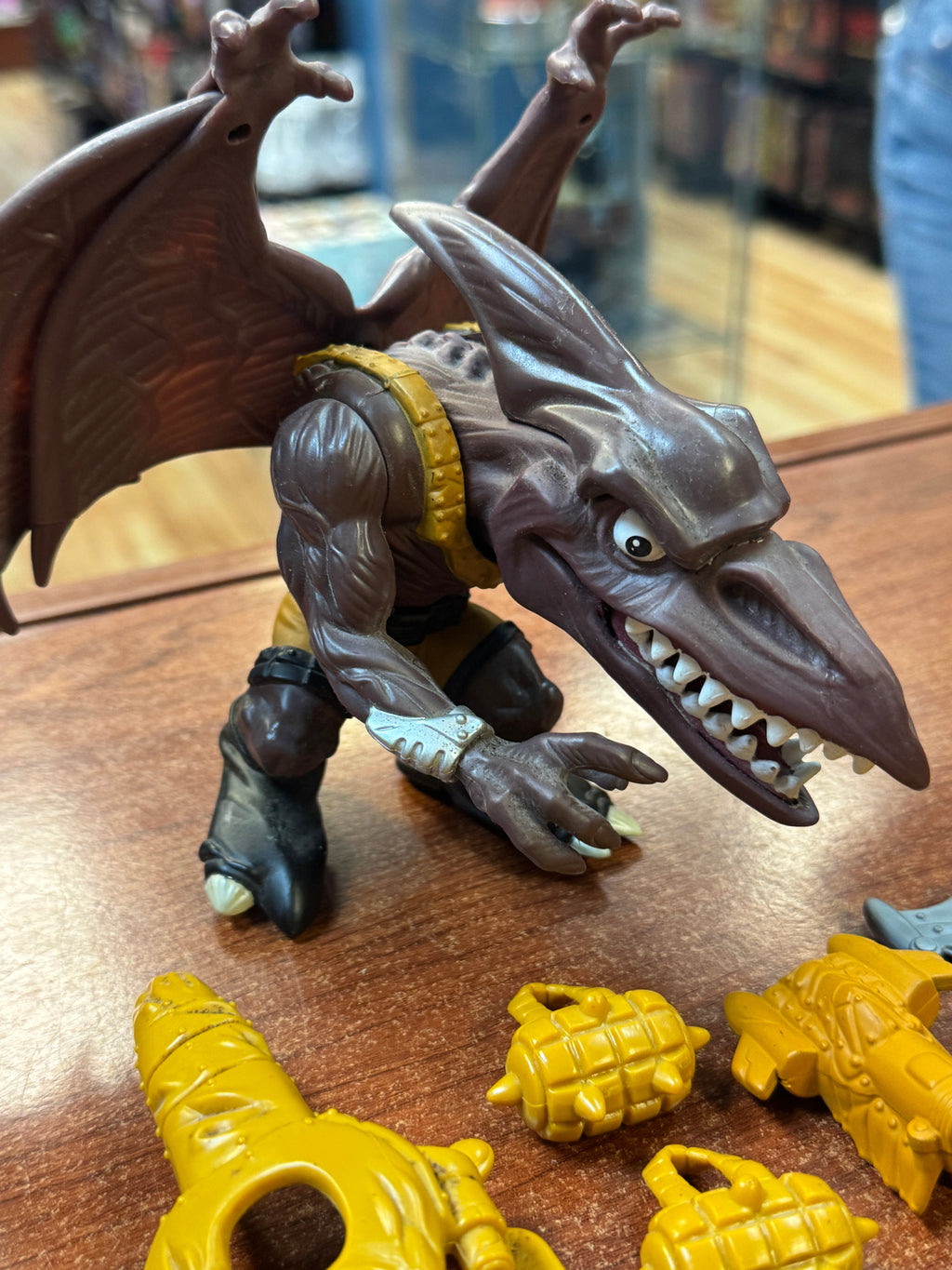 Bullzeye Arial Fighter (Vintage Extreme Dinosaurs, Mattel) **COMPLETE** product image 6, provided for visual reference and