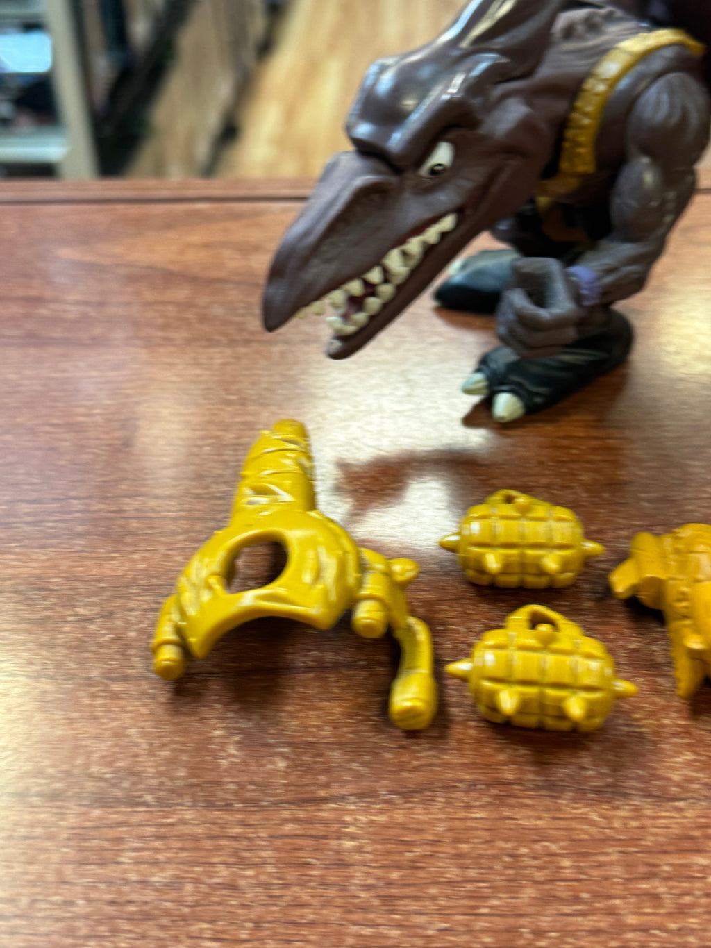 Bullzeye Arial Fighter (Vintage Extreme Dinosaurs, Mattel) **COMPLETE** product image 2, provided for visual reference and